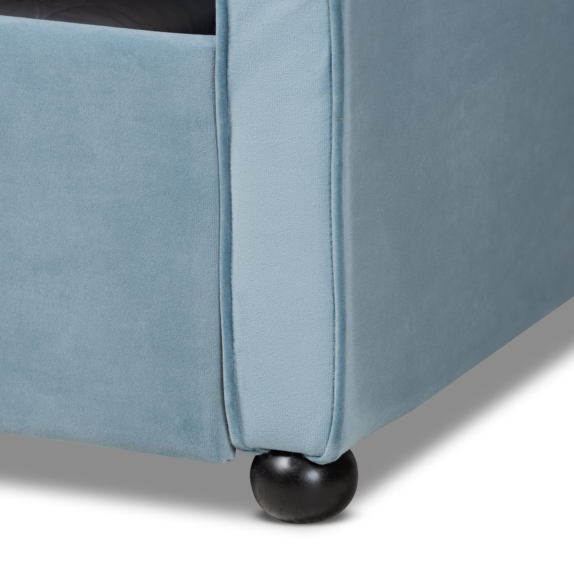 Baxton Studio Freda Transitional and Contemporary Light Blue Velvet Fabric Upholstered and Button Tufted Queen Size Daybed with Trundle