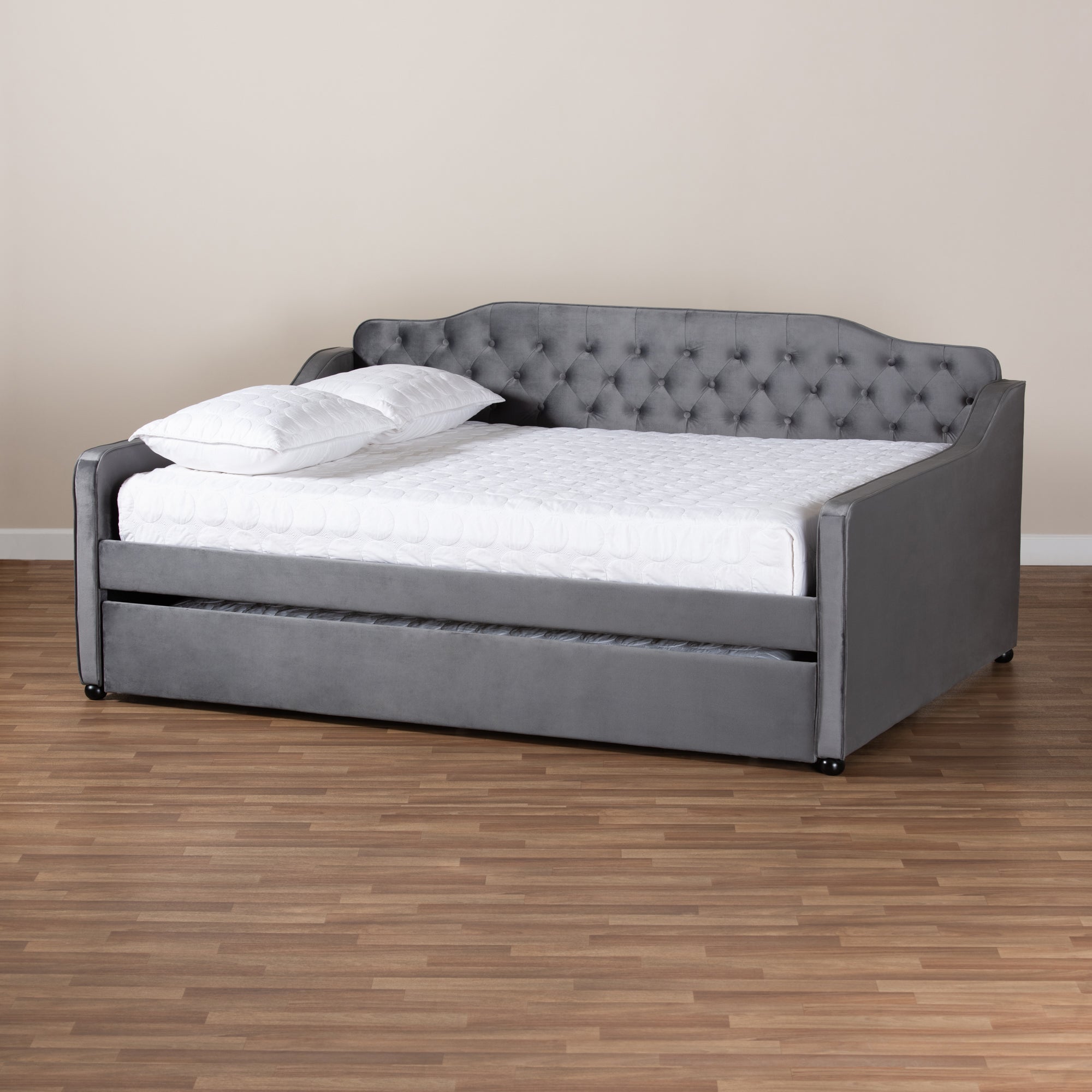 Baxton Studio Freda Transitional and Contemporary Grey Velvet Fabric Upholstered and Button Tufted Queen Size Daybed with Trundle