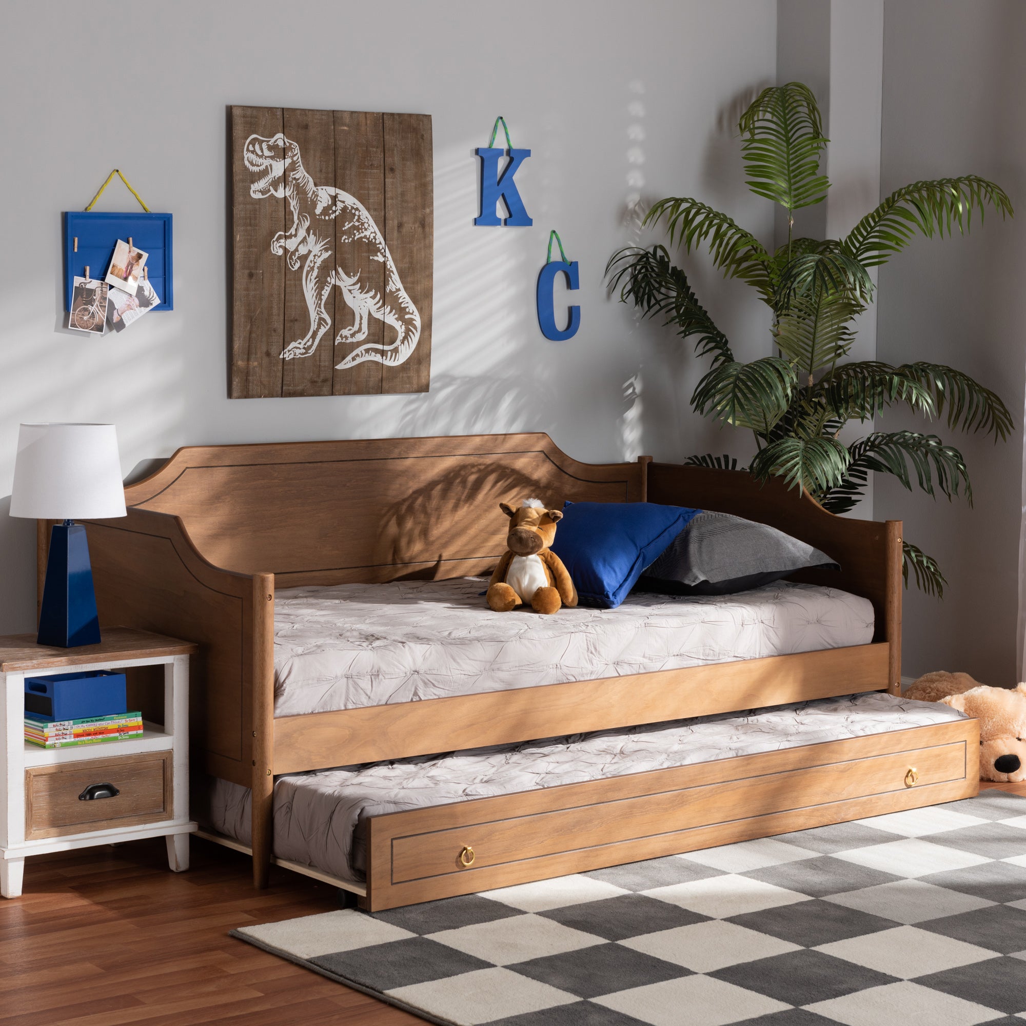 Baxton Studio Alya Classic Traditional Farmhouse Walnut Brown Finished Wood Twin Size Daybed with Roll-Out Trundle Bed