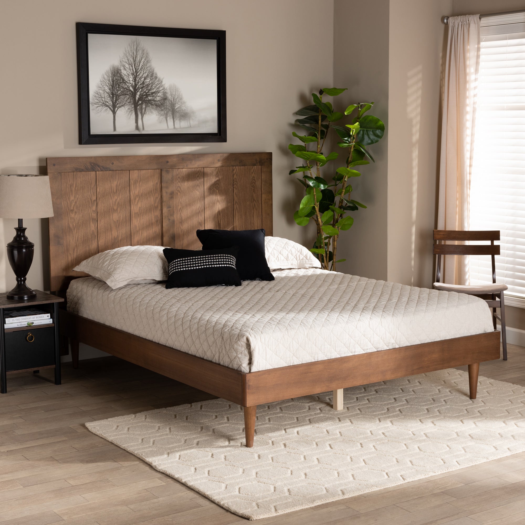 Baxton Studio Nicola Mid-Century Modern Transitional Ash Walnut Finished Wood Queen Size Platform Bed