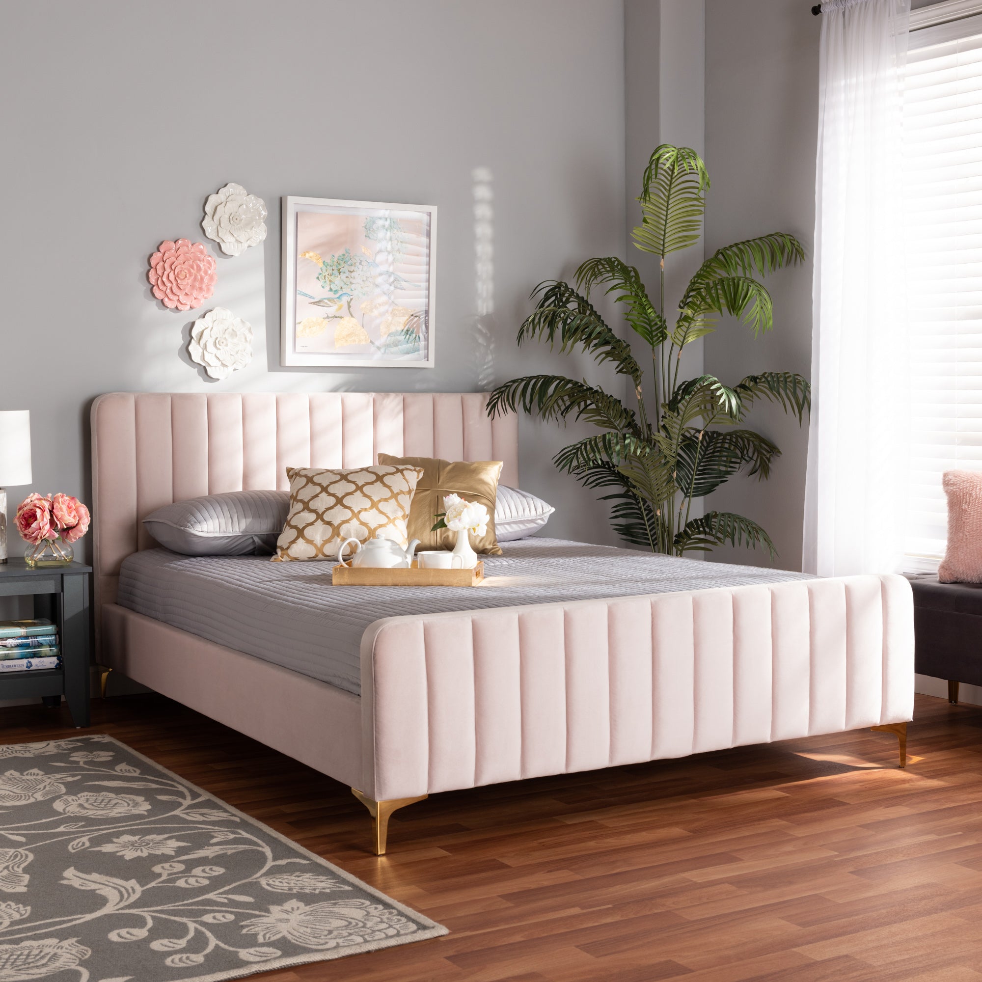 Baxton Studio Nami Modern Contemporary Glam and Luxe Light Pink Velvet Fabric Upholstered and Gold Finished Full Size Platform Bed
