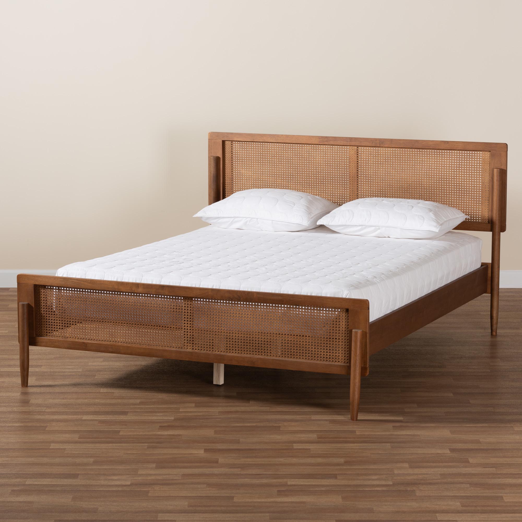 Baxton Studio Gardwin Mid-Century Modern Ash Walnut Finished Wood Queen Size Platform Bed