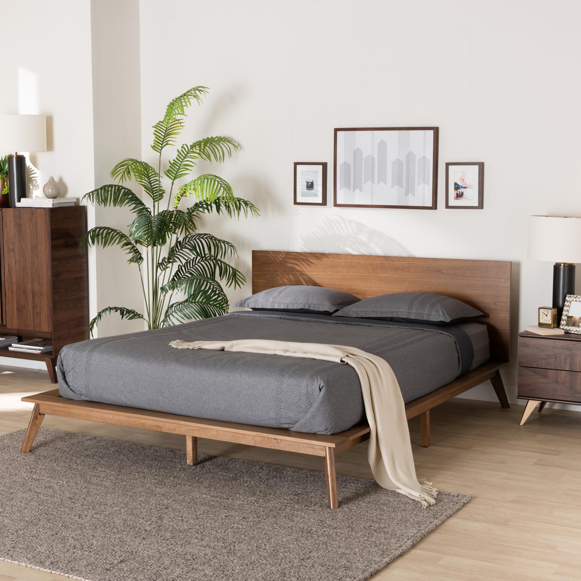 Baxton Studio Wheatley Mid-Century Modern Walnut Brown Finished Wood Queen Size Platform Bed