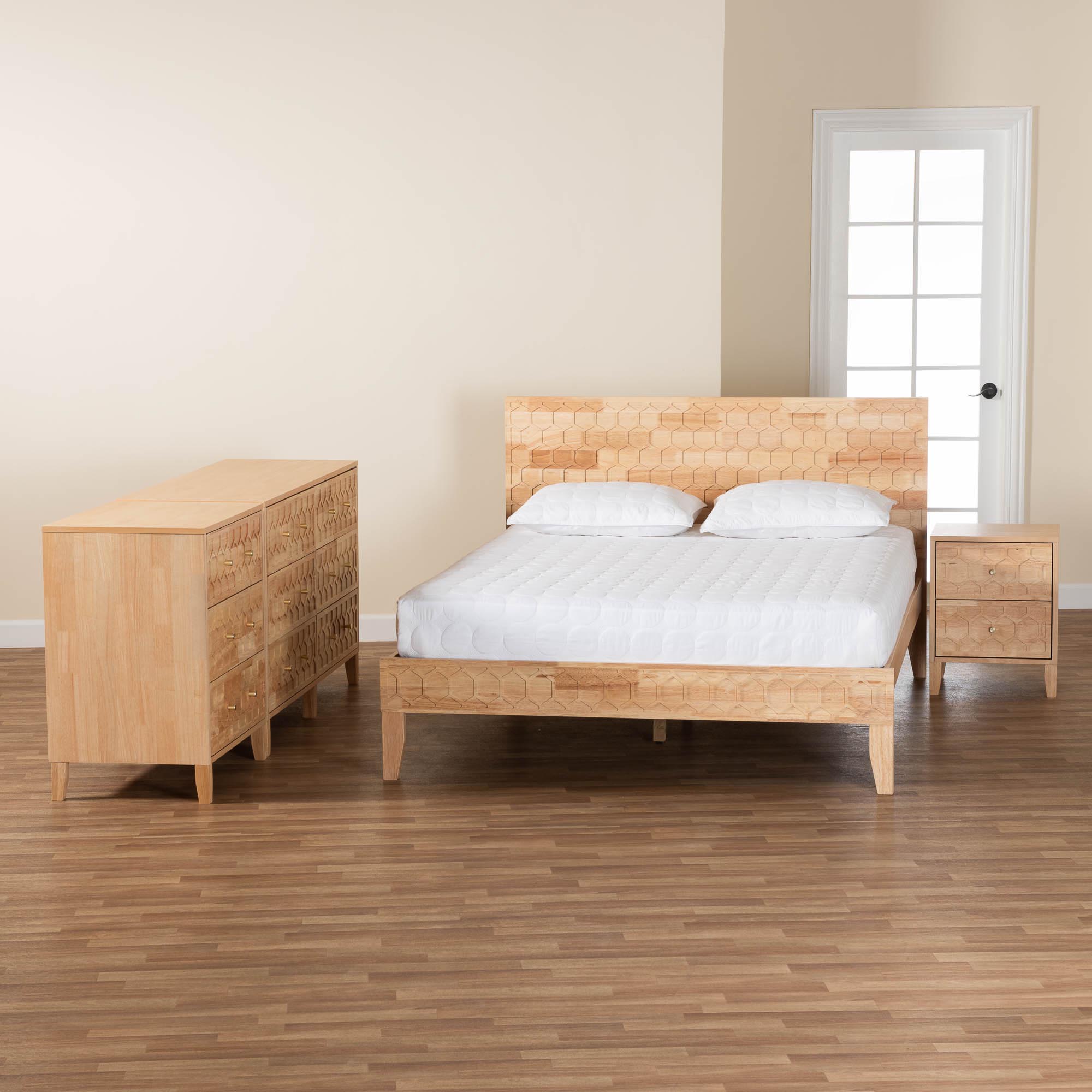 Baxton Studio Hosea Japandi Carved Honeycomb Natural King Size 4-Piece Bedroom Set