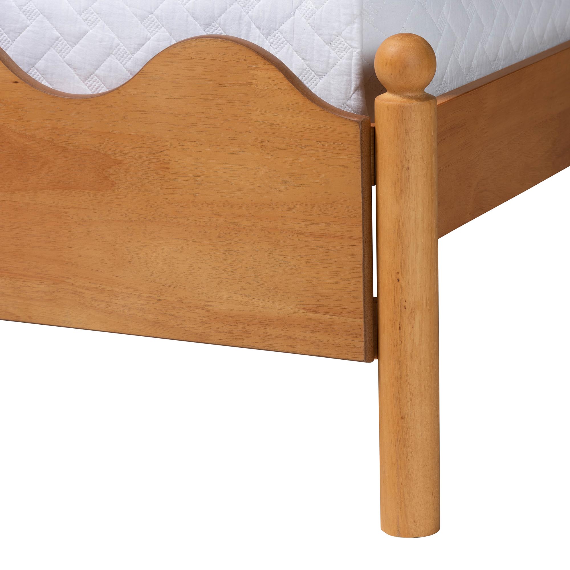 Baxton Studio Malaya Modern Oak Brown Wood Queen Platform Bed with Scalloped Edges