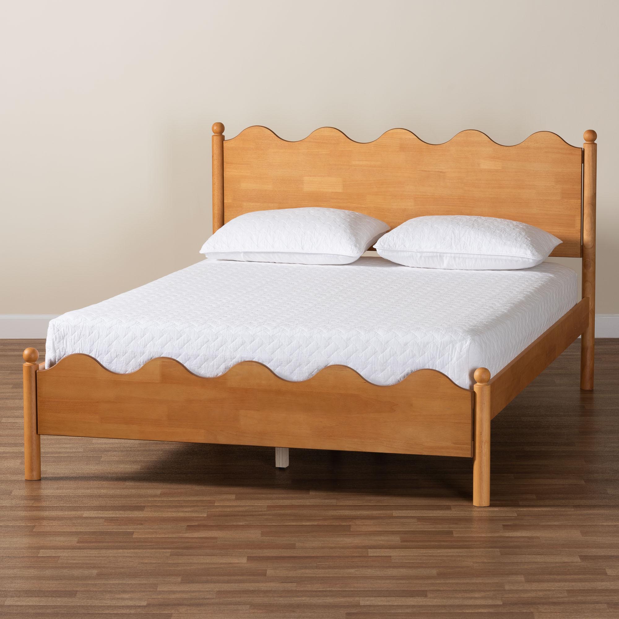 Baxton Studio Malaya Modern Oak Brown Wood Queen Platform Bed with Scalloped Edges
