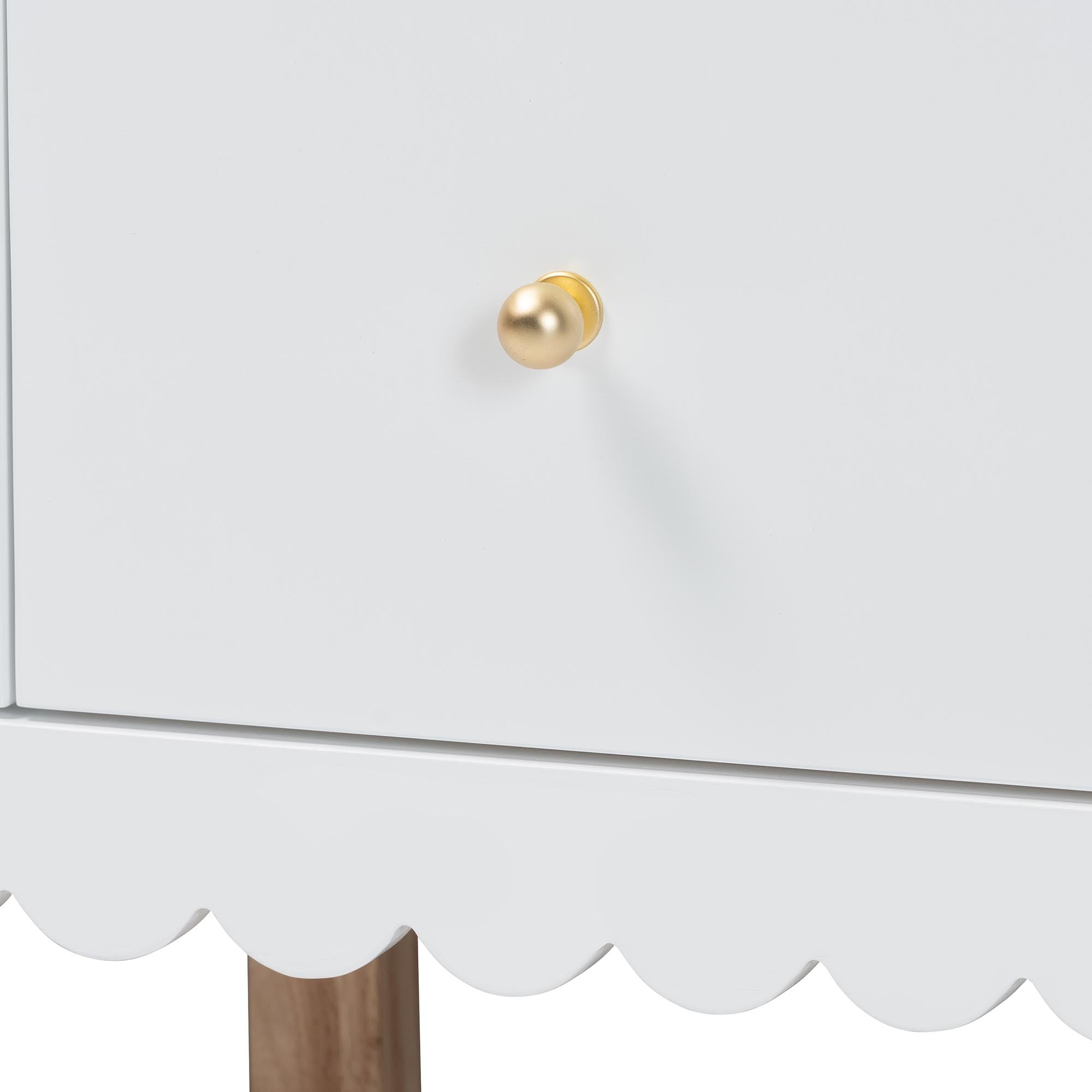 Baxton Studio Roni Modern White Scalloped Wood 4-Piece Full Bedroom Set with Two Nightstands