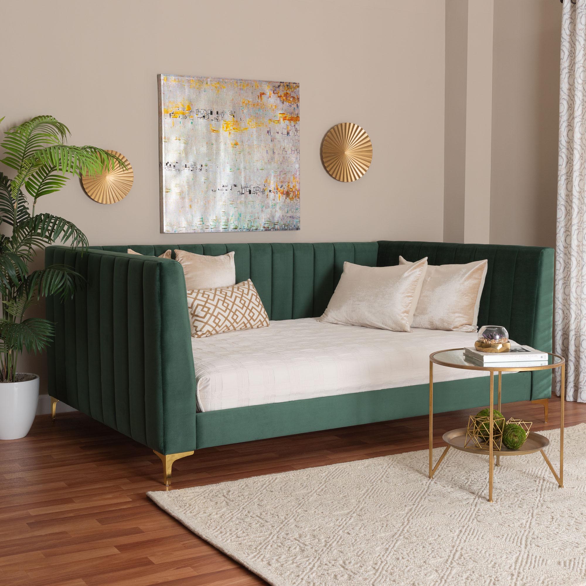 Baxton Studio Oksana Glam and Luxe Emerald Green Velvet and Gold Metal Full Daybed