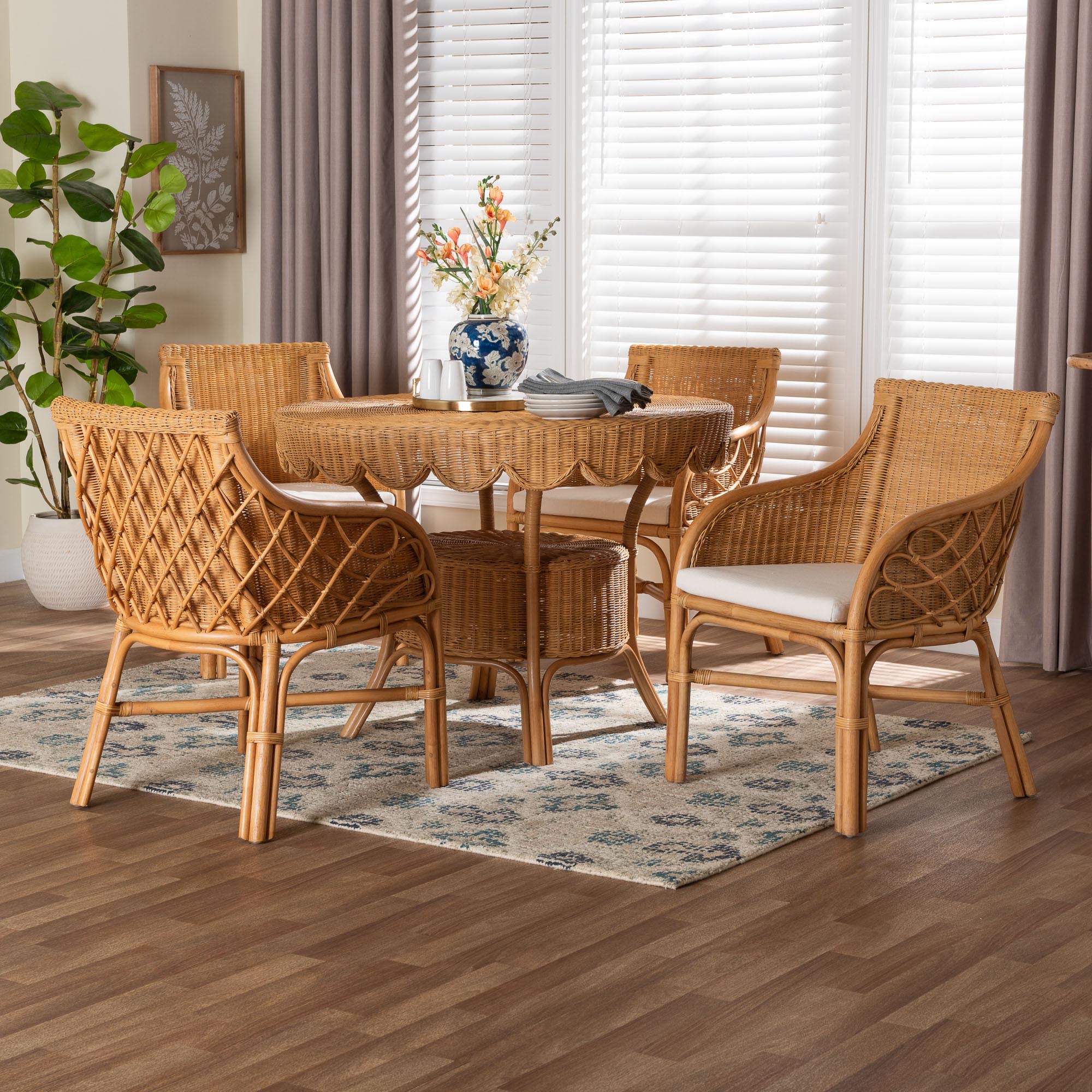 bali & pari Tudor 5-Piece Rattan Dining Set - Round Wicker Table with Scallop Edge and 4 Armchairs, Handwoven Boho Coastal Style for Dining, Kitchen or Sun Room, Light Honey