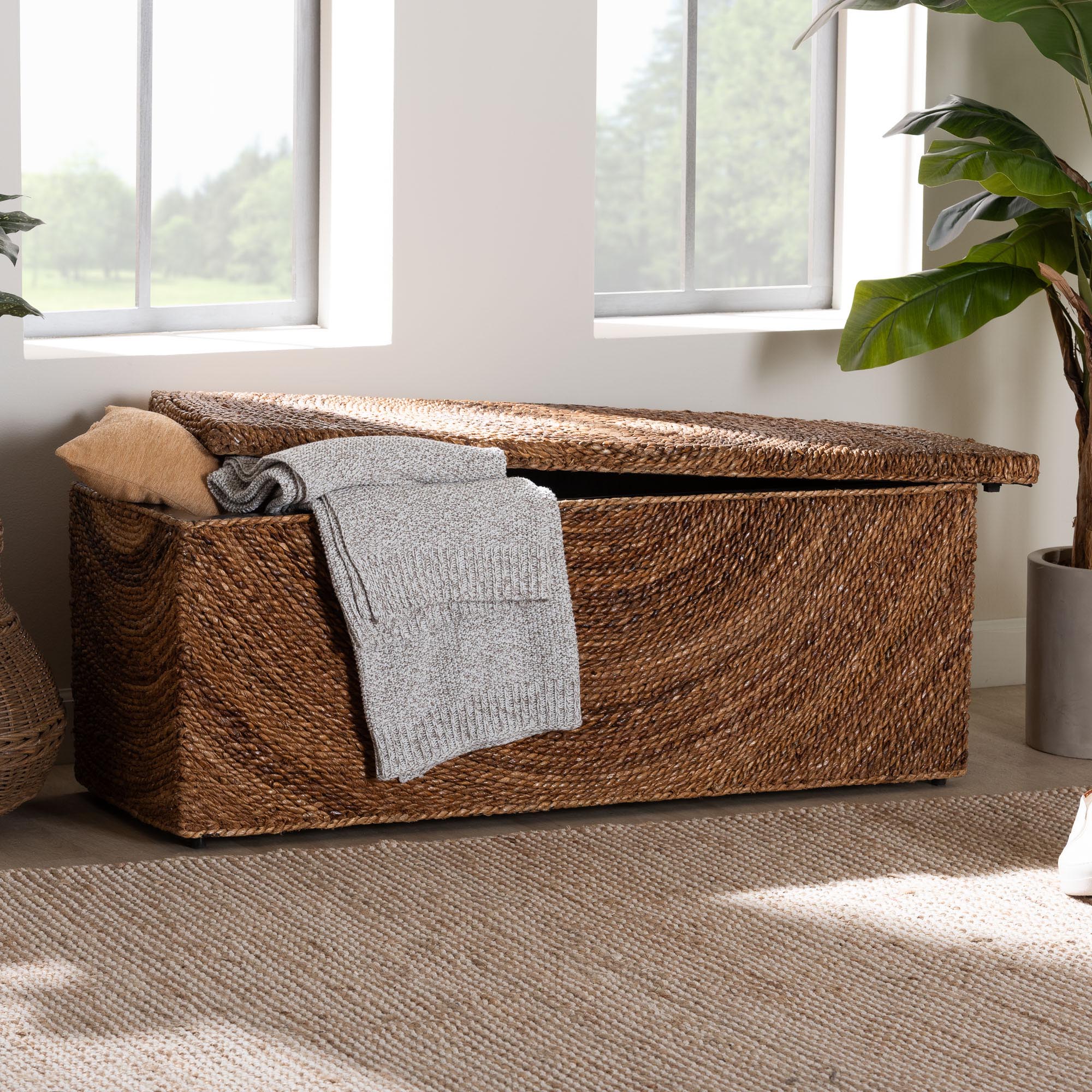 bali & pari Verino Handwoven Seagrass Storage Bench with Removable Lid - Rustic Wicker Trunk Chest for Entryway, Living Room, or Bedroom Organization