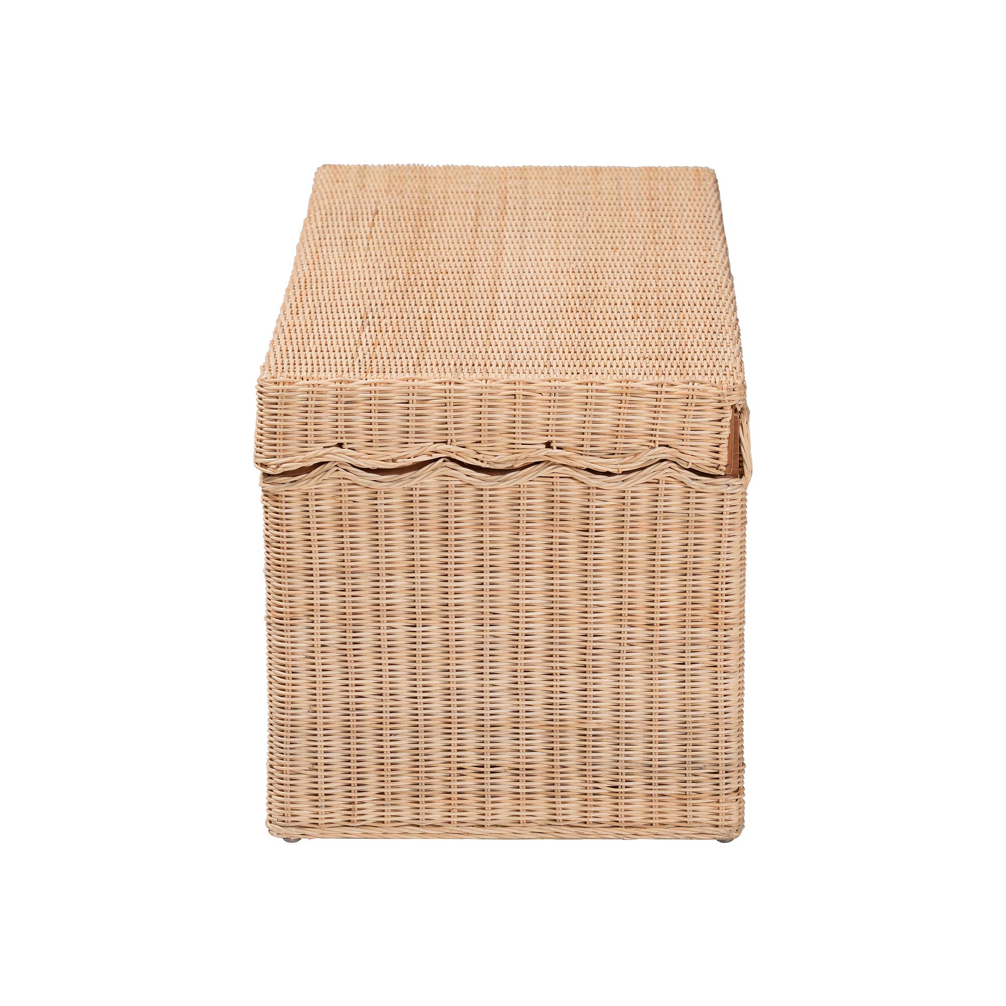 bali & pari Damita Scallop Natural Rattan Chest with Lift -top Lid - Coastal Boho Style Storage Bench for Bedroom, Entryway, or Living Room Organization