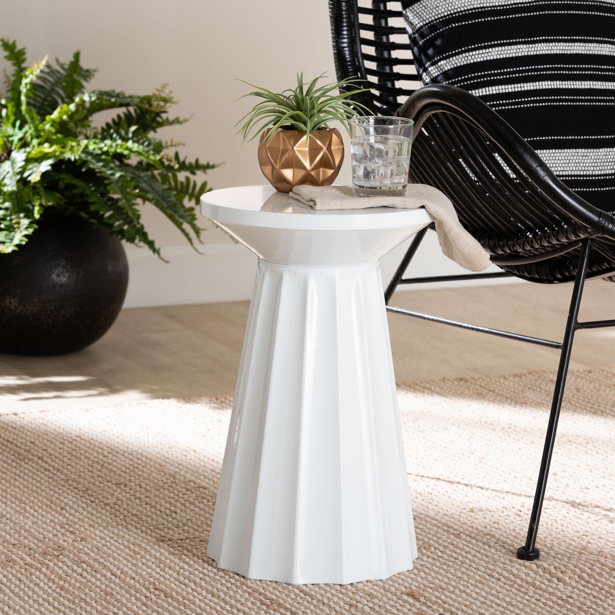 Baxton Studio Ulmer Metal Scalloped Side Table - Modern Round Accent Table for Indoor or Semi-Outdoor Use, White