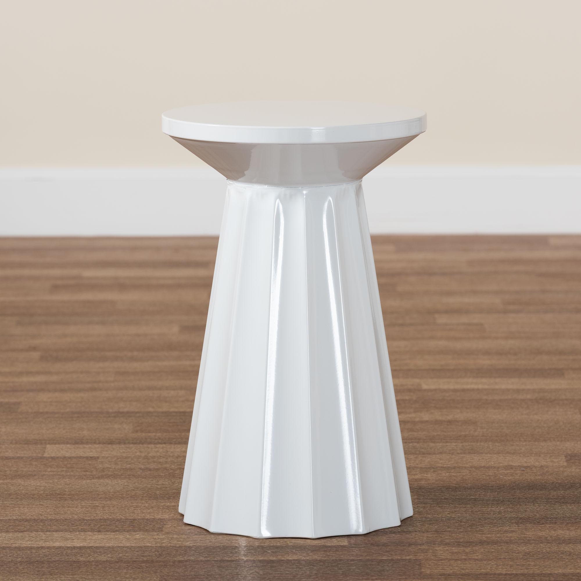 Baxton Studio Ulmer Metal Scalloped Side Table - Modern Round Accent Table for Indoor or Semi-Outdoor Use, White
