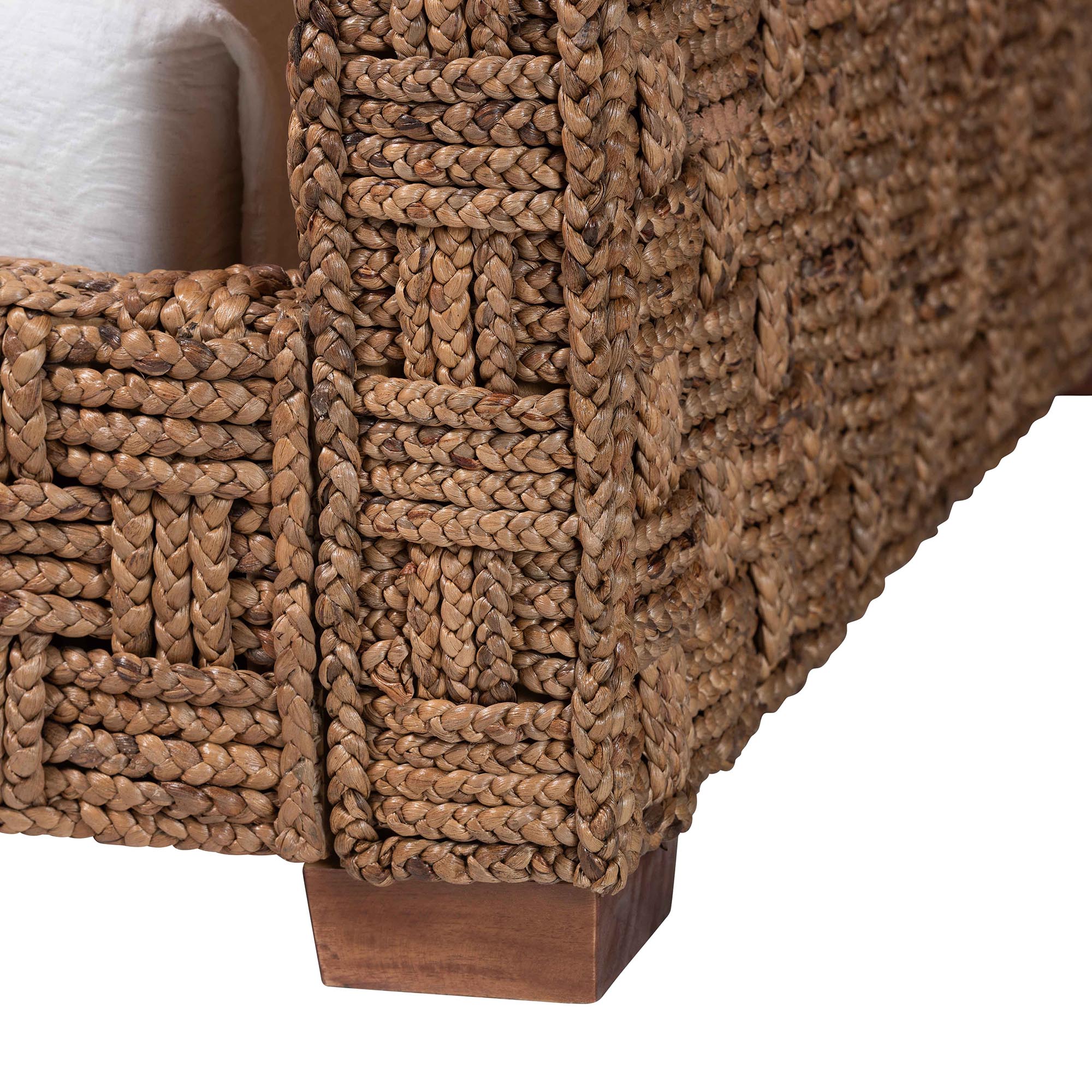 bali & pari Rhinos Handwoven Seagrass Daybed - Twin Size Coastal Boho Bed Frame with Basketweave Design