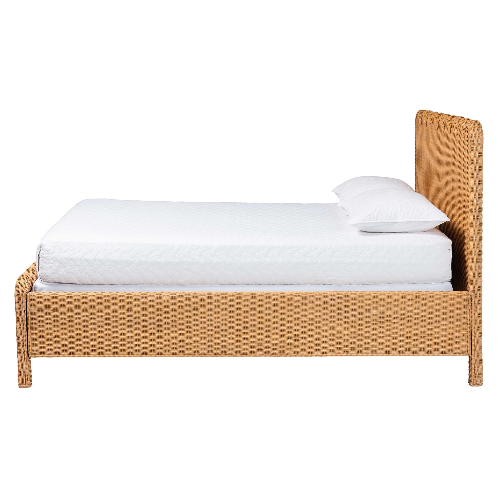 bali & pari Maritza Scalloped Natural Rattan Bed Frame - Handwoven Wicker Headboard and Footboard with Decorative Edge Detail, Boho Coastal Style for Bedroom, King