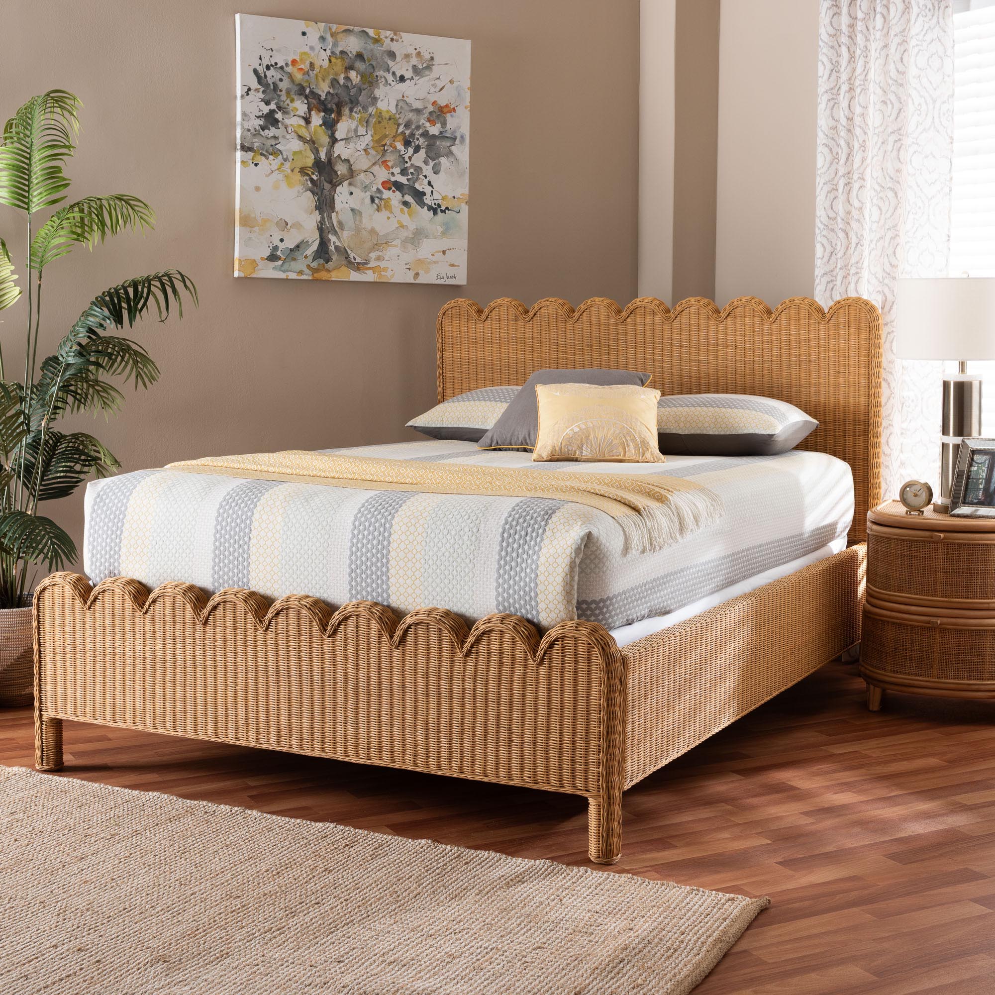 bali & pari Maritza Scalloped Natural Rattan Bed Frame - Handwoven Wicker Headboard and Footboard with Decorative Edge Detail, Boho Coastal Style for Bedroom, King