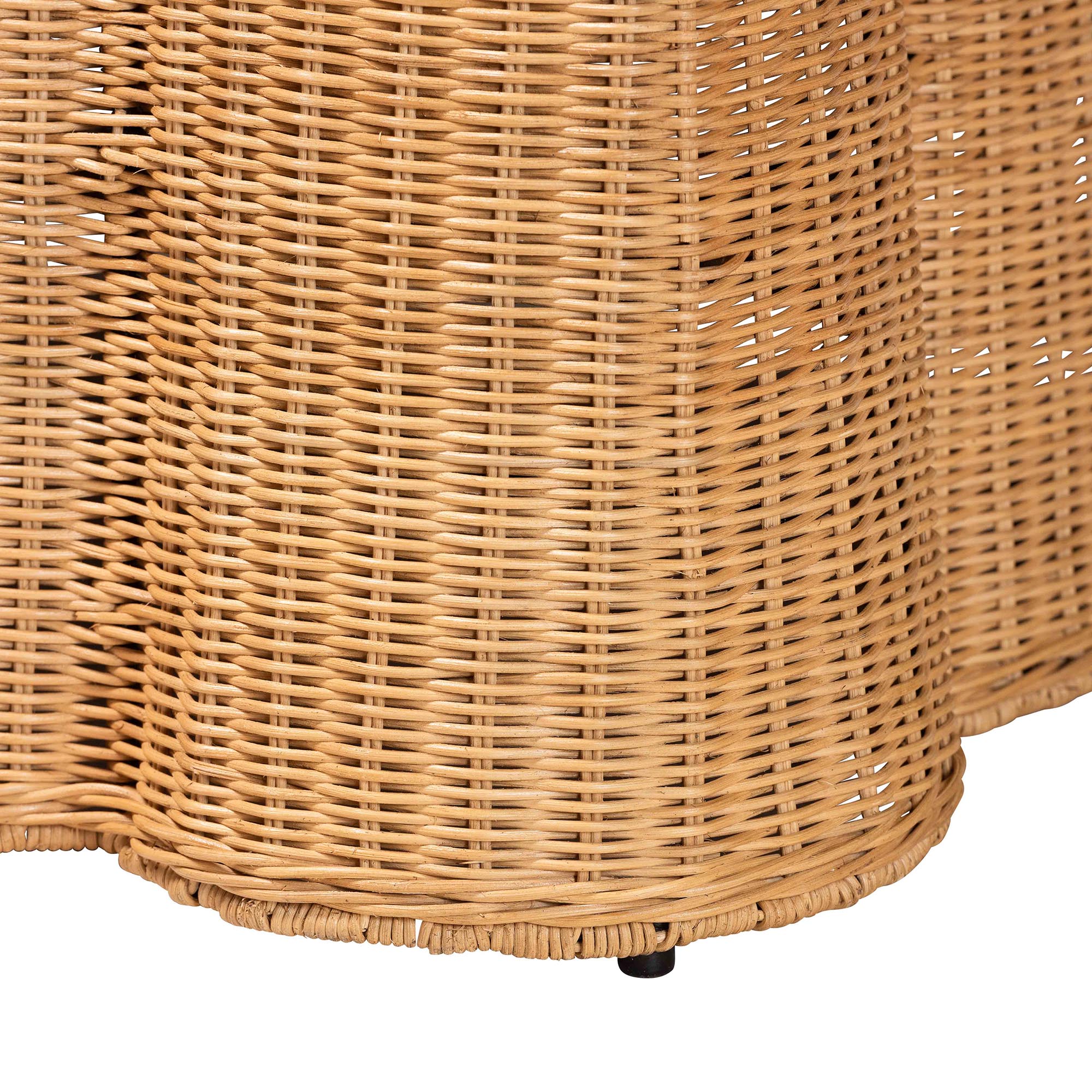 bali & pari Palm Scalloped Rattan Coffee Table - Handwoven Wicker Rectangle Accent Table for Living Room, Patio or Sunroom, Coastal Boho Style, Light Honey
