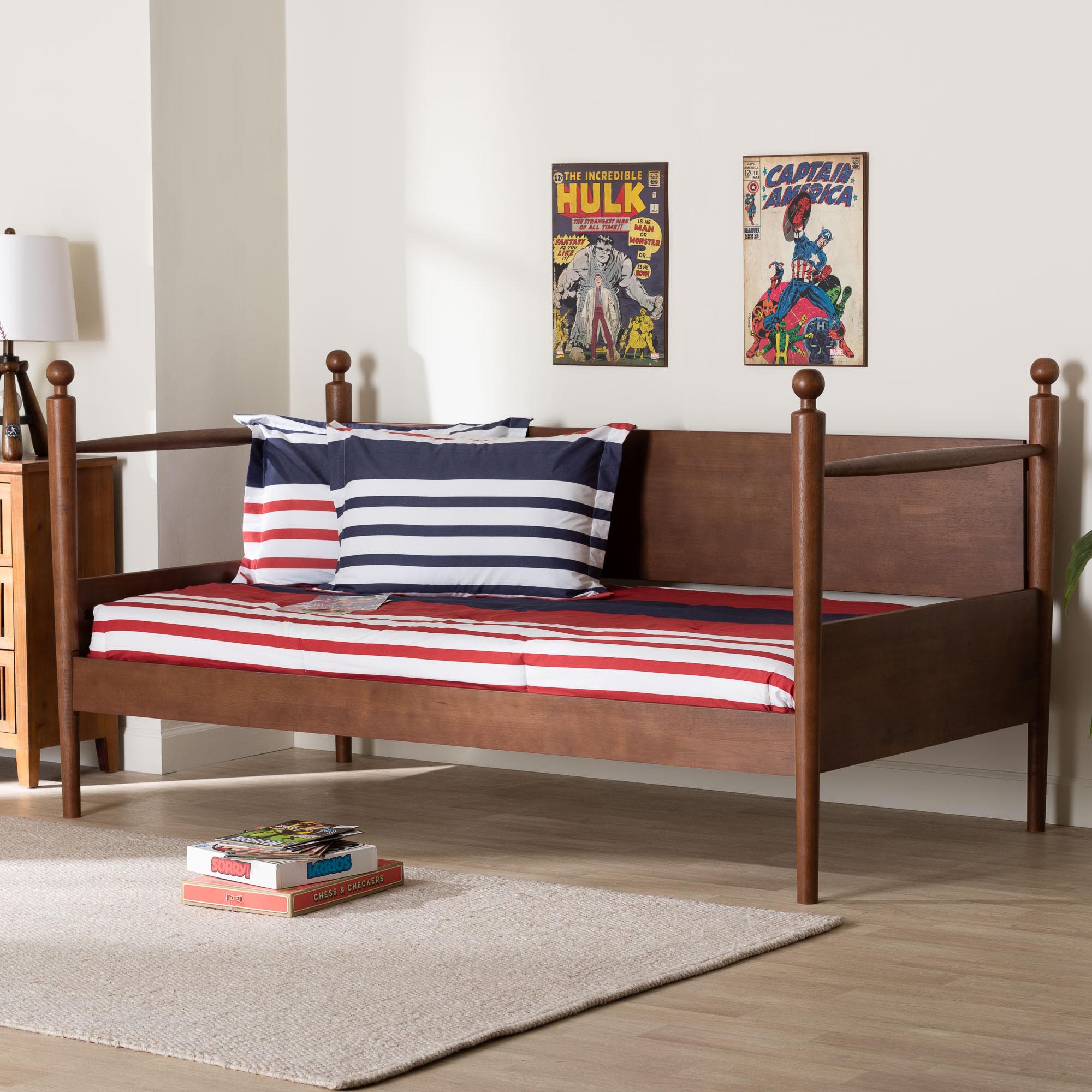 Baxton Studio Gianetta Wooden Daybed with Spindle Posts - Classic Cottage-Style Bed Frame with Guardrail Back, Solid Wood Day Bed for Guest Room or Kids Bedroom, Twin