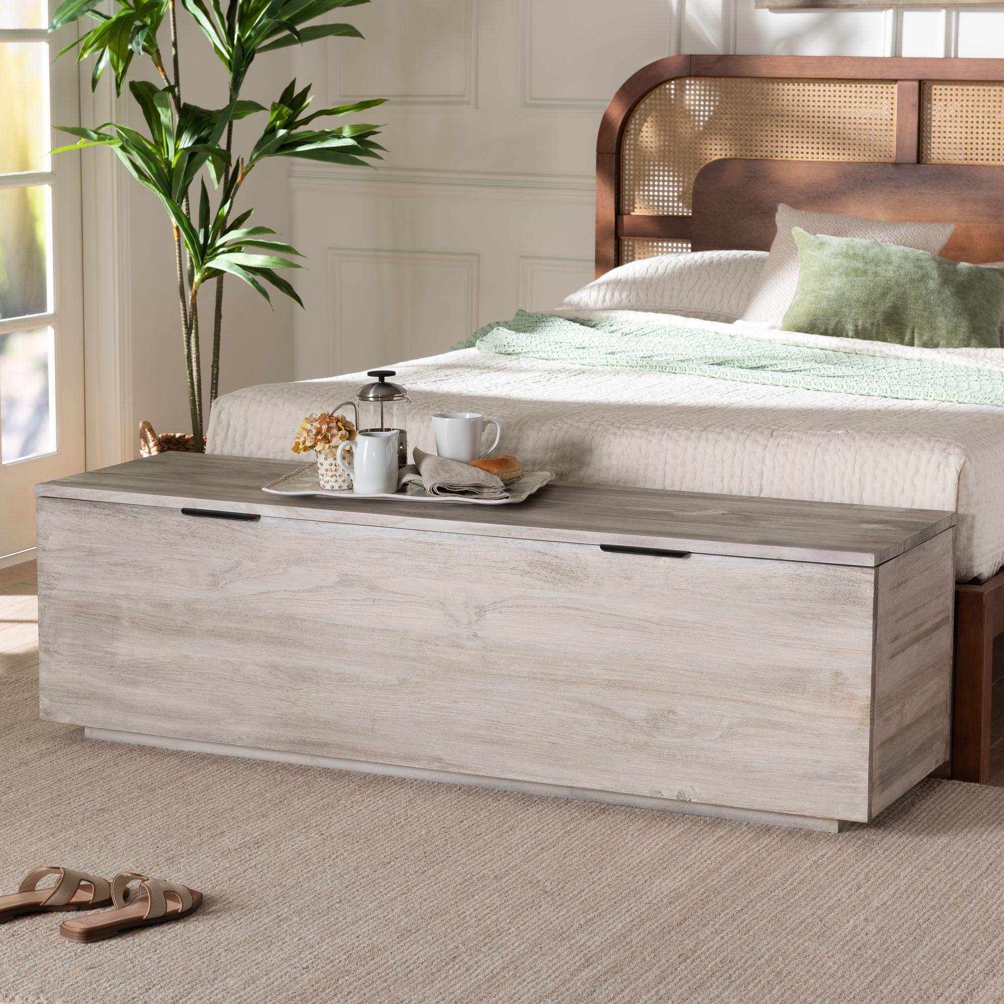 bali & pari Alvaro Wood Storage Trunk with Hinged Lid - Rectangular Blanket Chest and Bedroom Bench with Spacious Interior, Modern Farmhouse Storage Furniture for Entryway, Bedroom, or Living Room