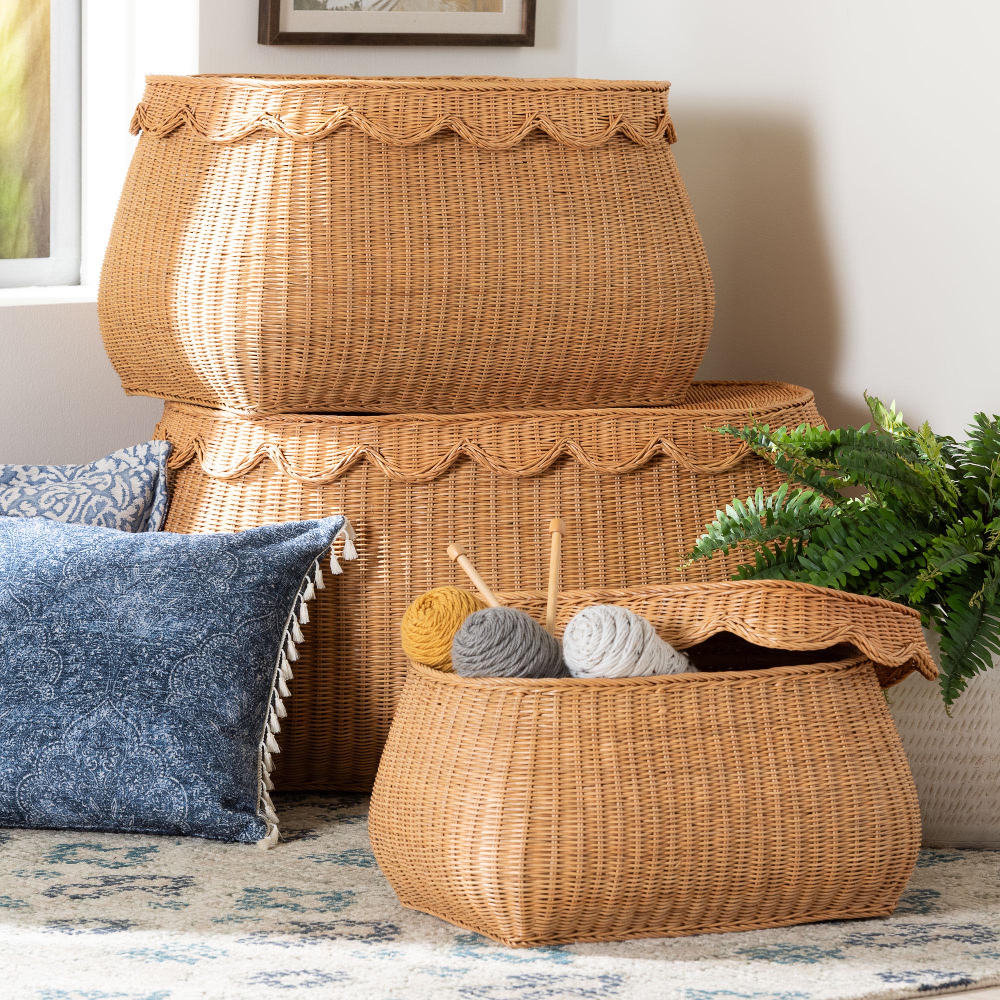 bali & pari Ayleen Natural Rattan Basket Set with Scalloped Lids - Handwoven Wicker Storage Boxes, Boho Coastal Home Decor, 3-Piece Set
