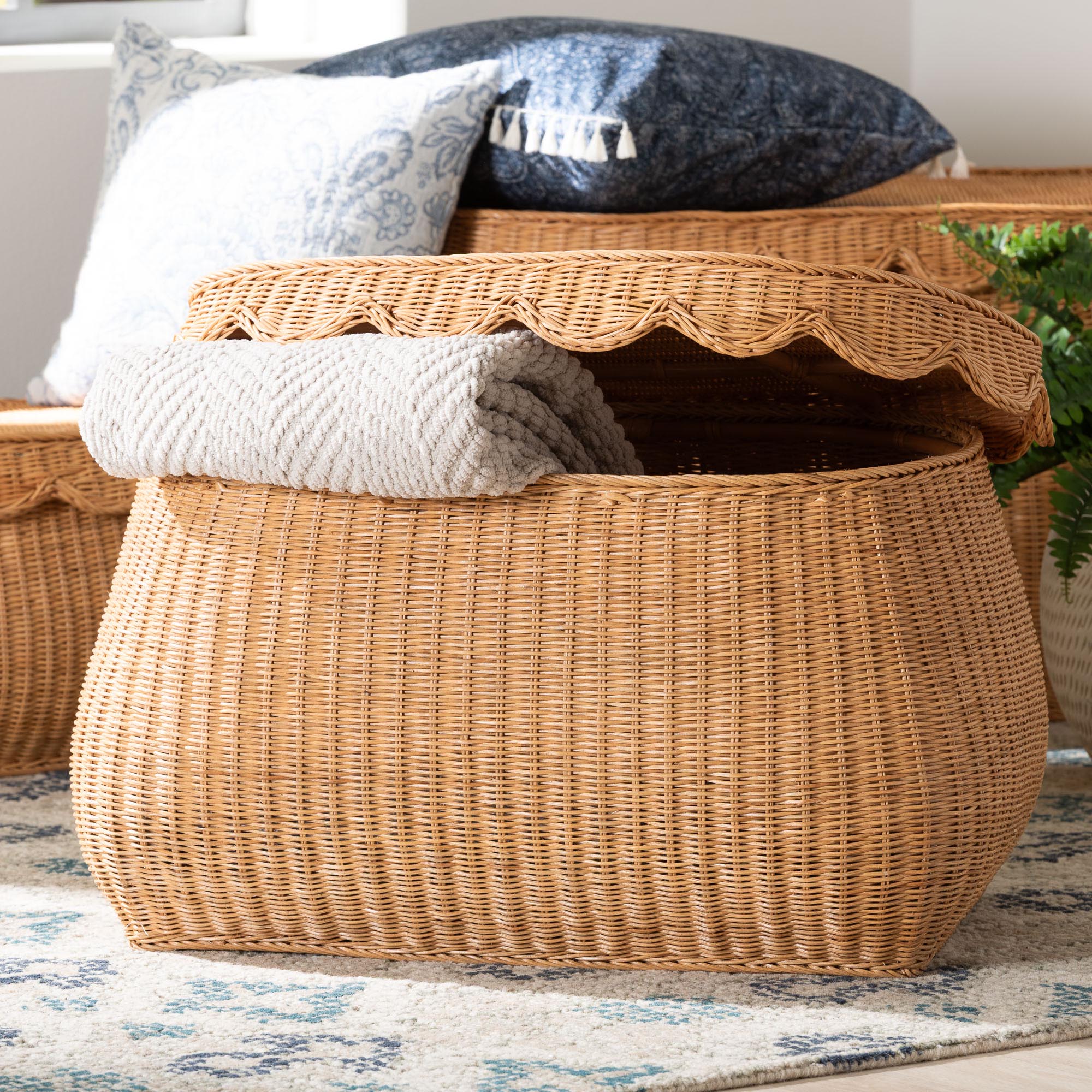 bali & pari Ayleen Natural Rattan Basket with Scalloped Lid - Handwoven Wicker Storage Box, Boho Coastal Home Decor, Medium