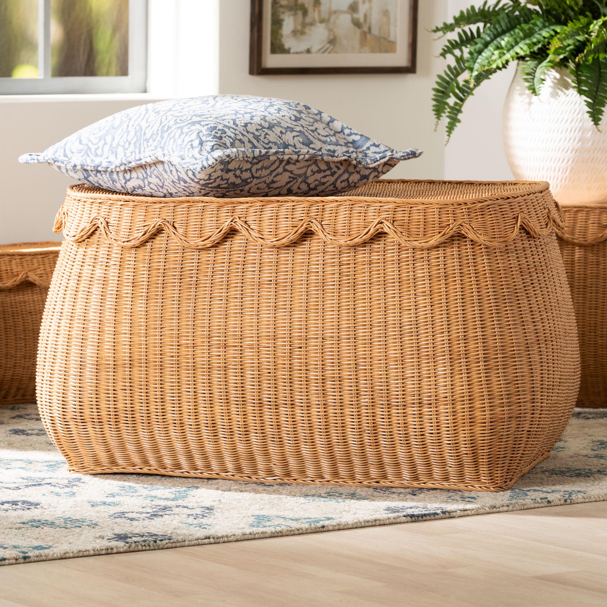 bali & pari Ayleen Natural Rattan Basket with Scalloped Lid - Handwoven Wicker Storage Box, Boho Coastal Home Decor, Large