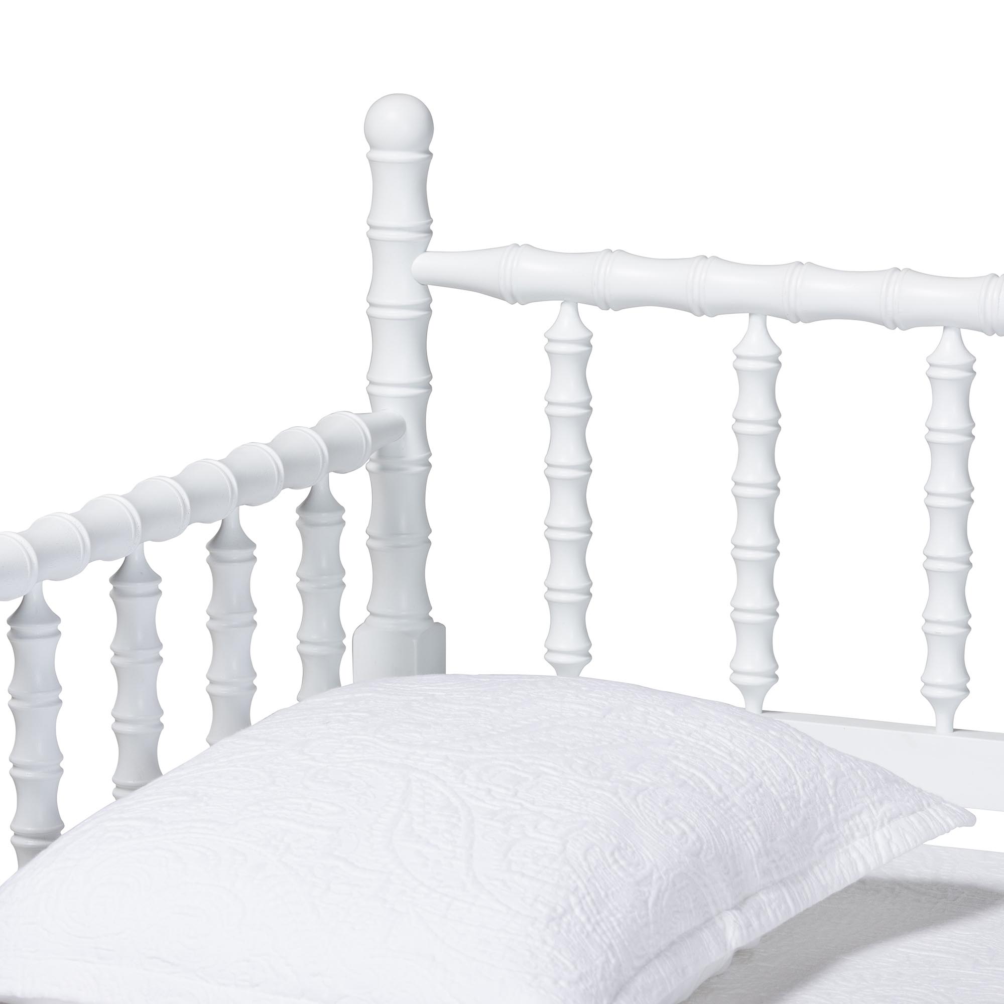 Baxton Studio Laurent Daybed - Spindle Platform Bed Frame with Bamboo-Style Turned Posts, Classic Cottage Farmhouse Furniture, Twin, White