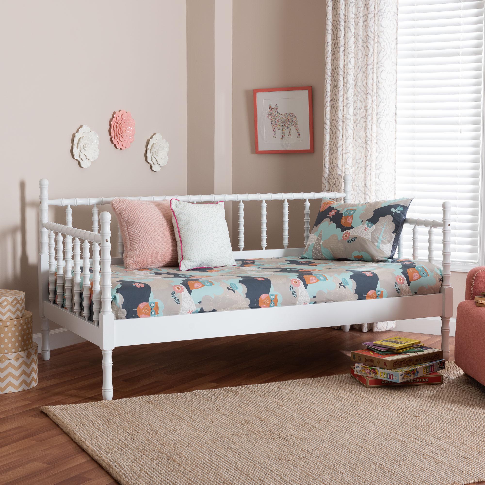 Baxton Studio Laurent Daybed - Spindle Platform Bed Frame with Bamboo-Style Turned Posts, Classic Cottage Farmhouse Furniture, Twin, White