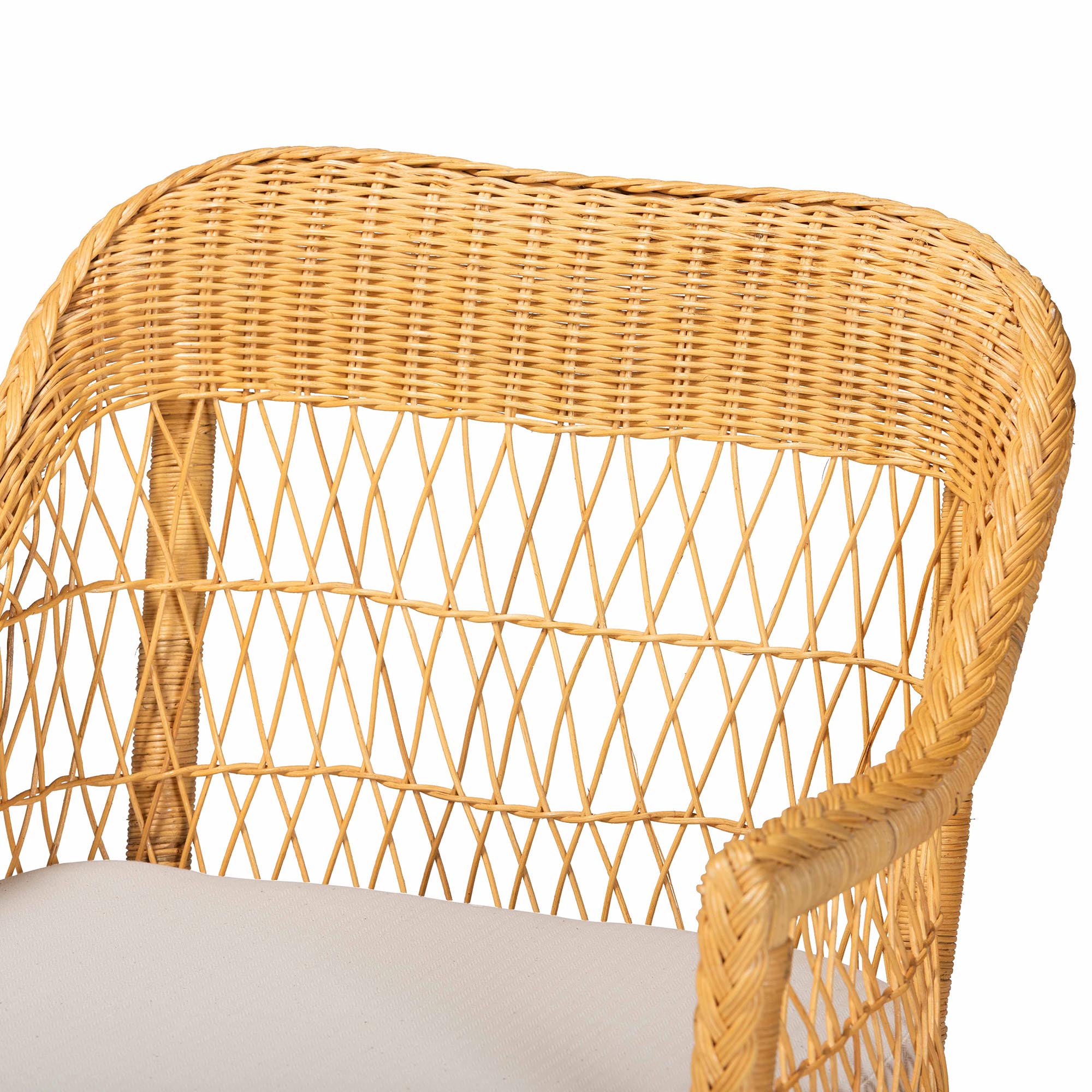 bali & pari Bruno Natural Rattan Chaise Lounge Chair with Cushion - Handwoven Wicker Accent Lounger with Rounded Backrest and Arms for Living Room, Bedroom or Sunroom