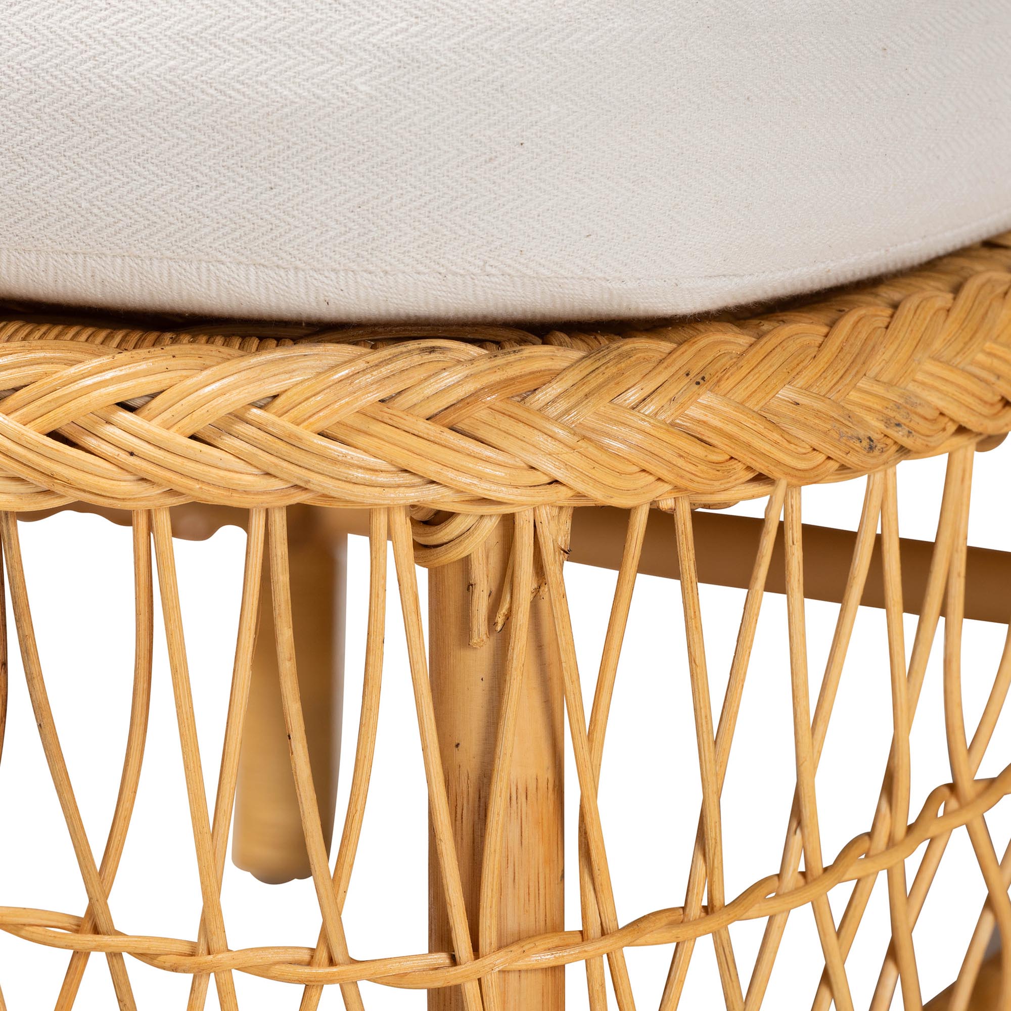 bali & pari Bruno Natural Rattan Chaise Lounge Chair with Cushion - Handwoven Wicker Accent Lounger with Rounded Backrest and Arms for Living Room, Bedroom or Sunroom