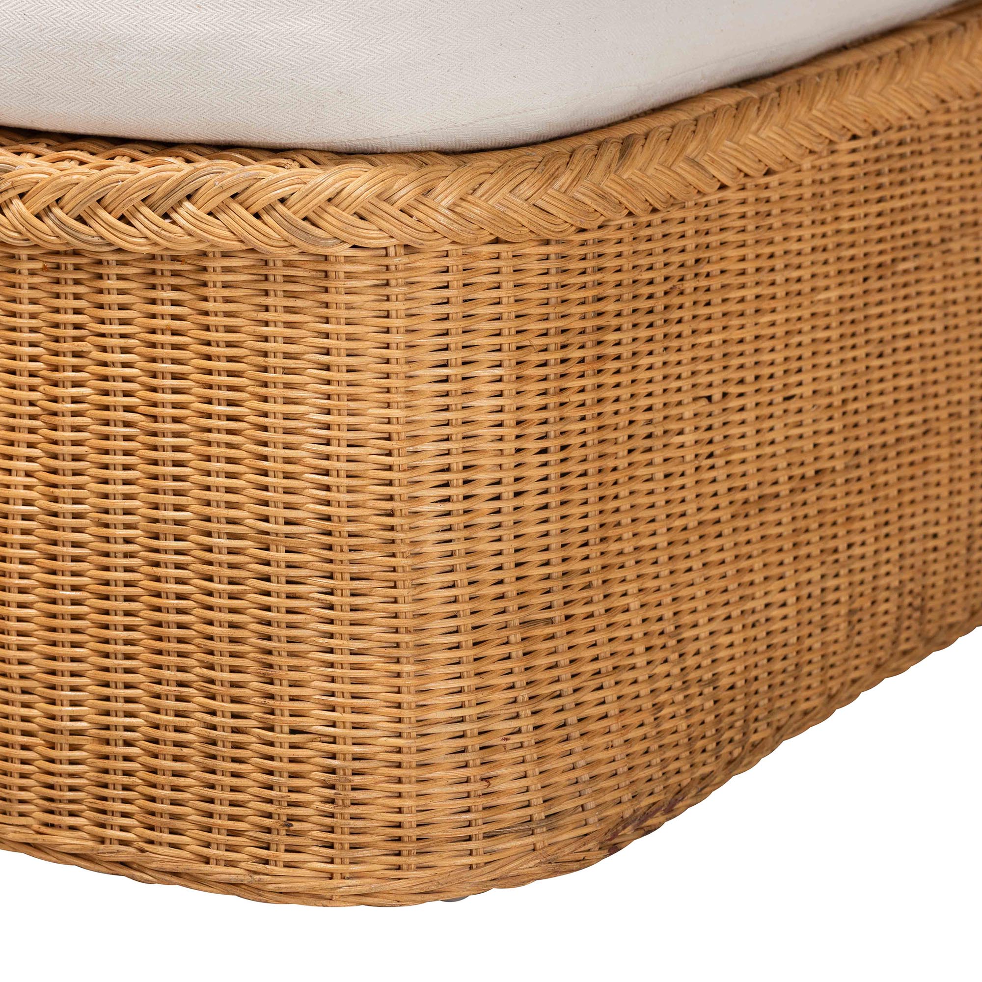 bali & pari Cesar Natural Rattan Chaise Lounge Chair with Cushion - Handwoven Wicker Accent Lounger with Rounded Backrest and Arms for Living Room, Bedroom or Sunroom