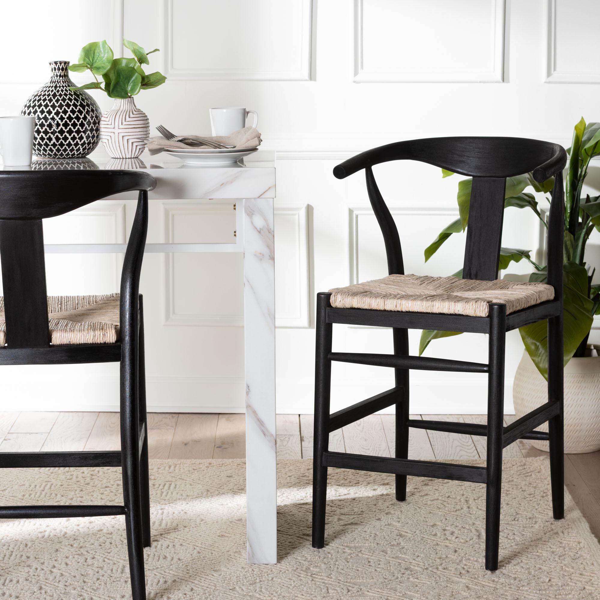 bali & pari Fika Wishbone Counter Stool with Handwoven Seagrass Seat - Mahogany Wood Frame Counter Height Seating for Kitchen Island or Dining Area, Black