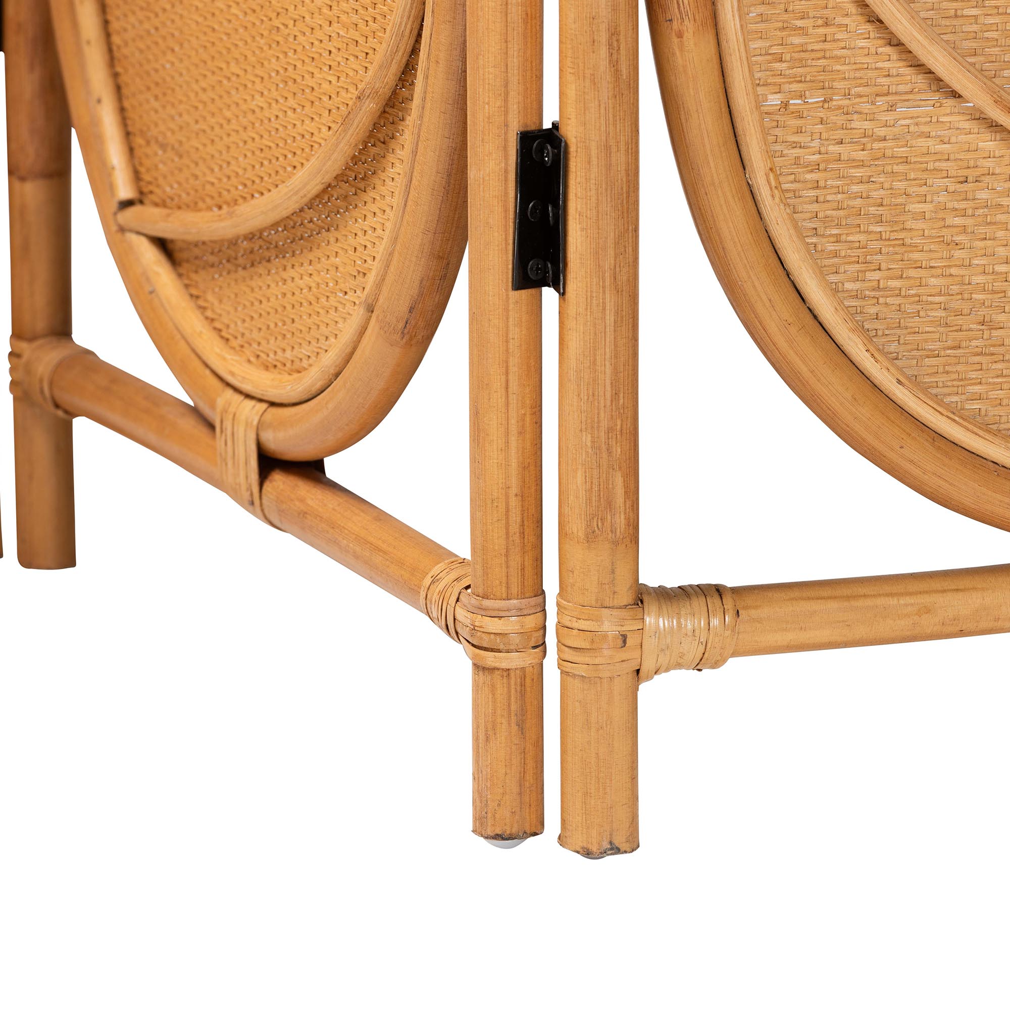 bali & pari Kiyoko Natural Rattan Room Divider - Handwoven Wicker Tri-Fold Decorative Privacy Screen with Woven Leaf Motif