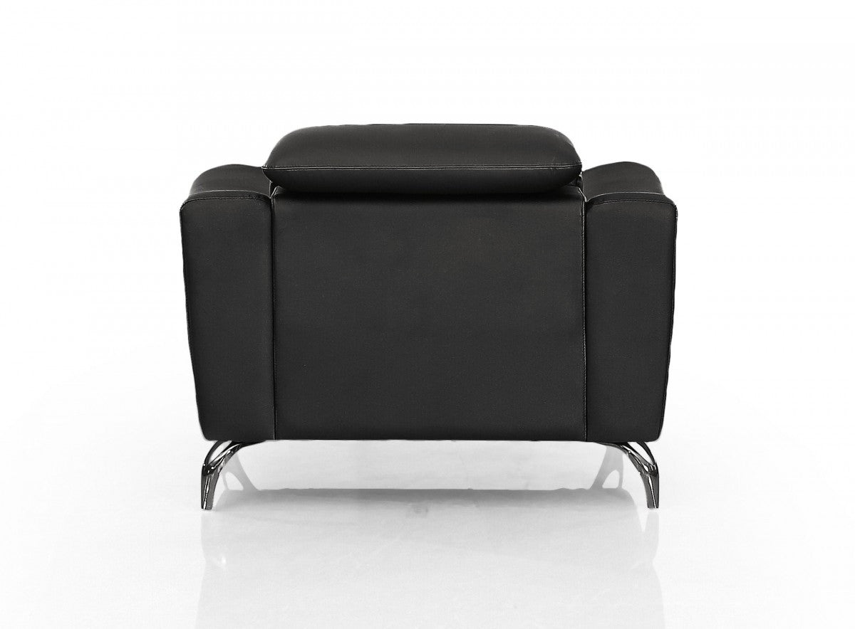 42" Black And Silver Genuine Leather Lounge Chair