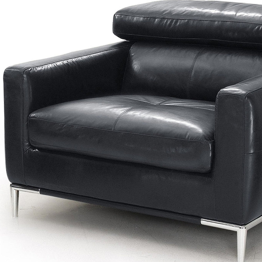 39" Black And Silver Genuine Leather Tufted Lounge Chair