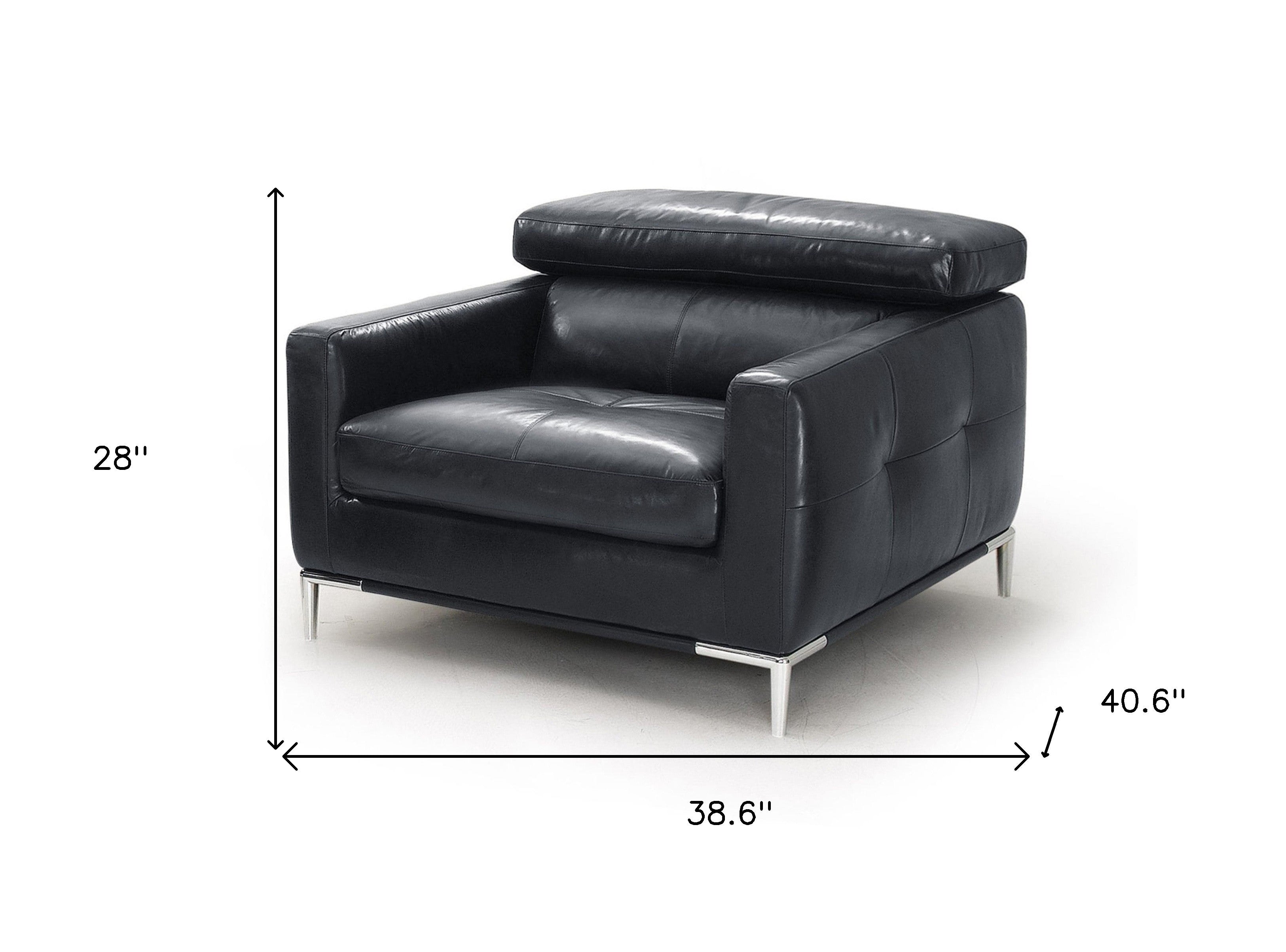 39" Black And Silver Genuine Leather Tufted Lounge Chair