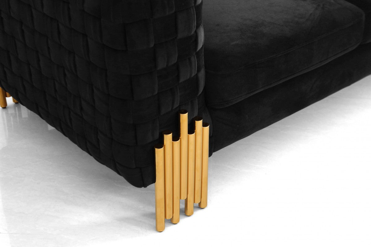 45" Black And Gold Velvet Tufted Lounge Chair
