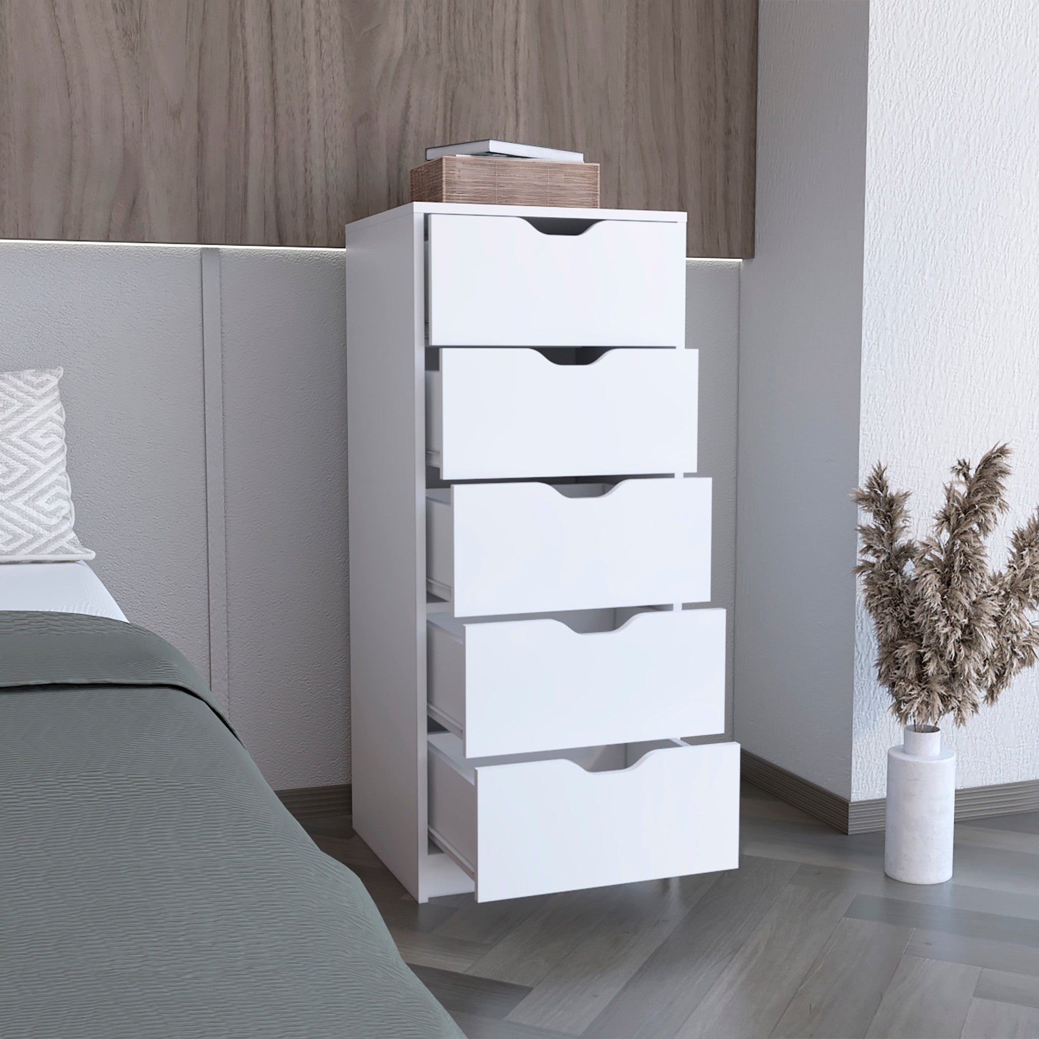 18" White Five Drawer Dresser