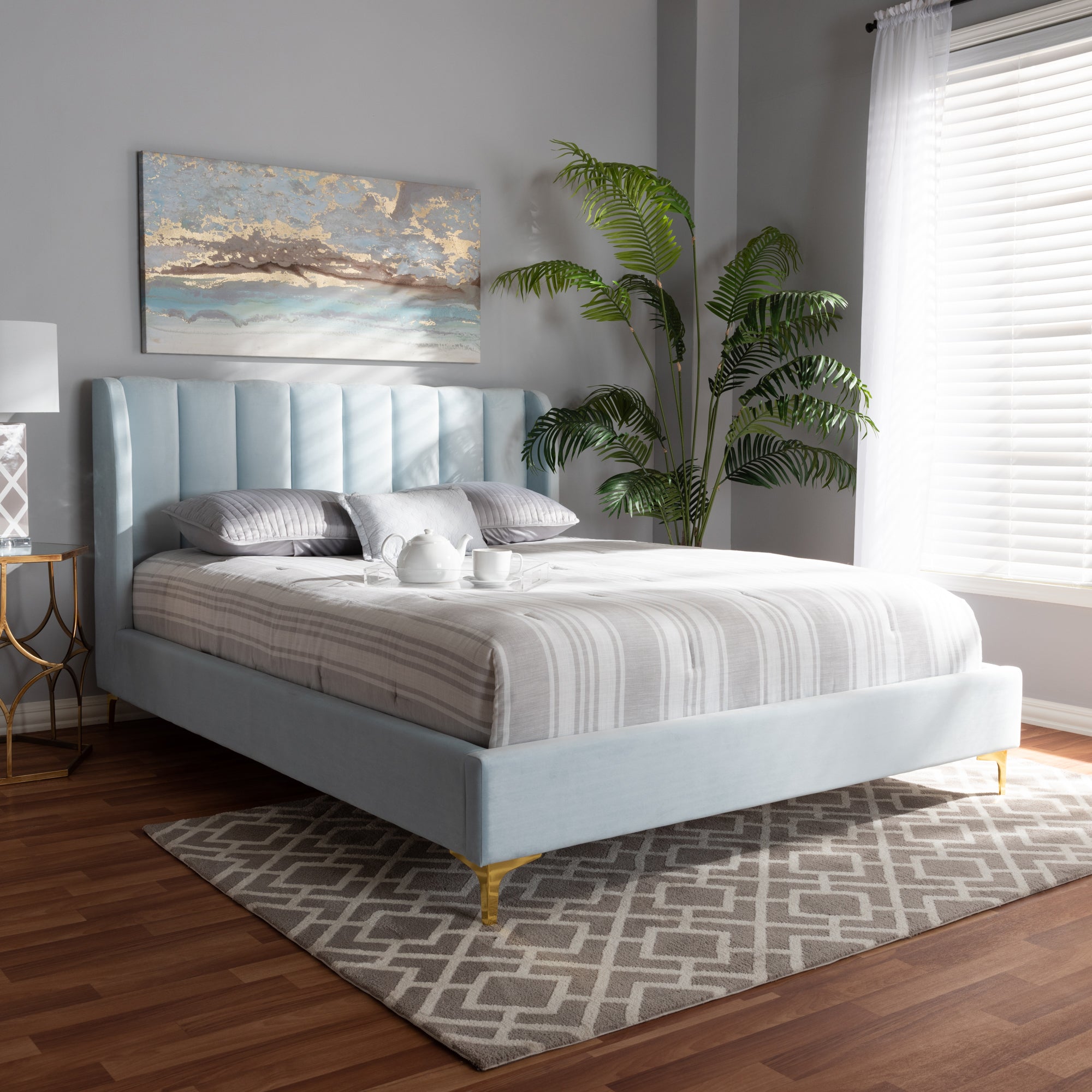 Baxton Studio Saverio Glam and Luxe Light Blue Velvet Fabric Upholstered Queen Size Platform Bed with Gold-Tone Legs