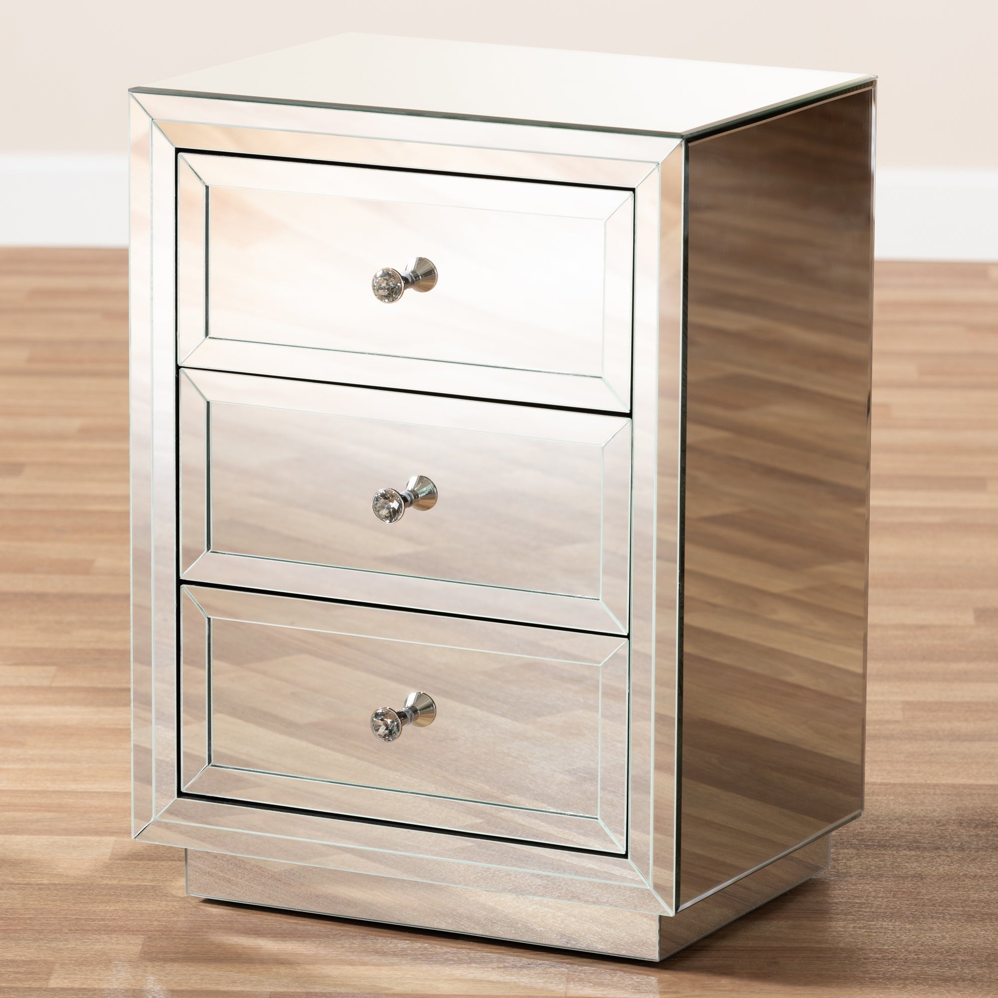 Baxton Studio Lina Modern and Contemporary Hollywood Regency Glamour Style Mirrored 3-Drawer End Table End Table