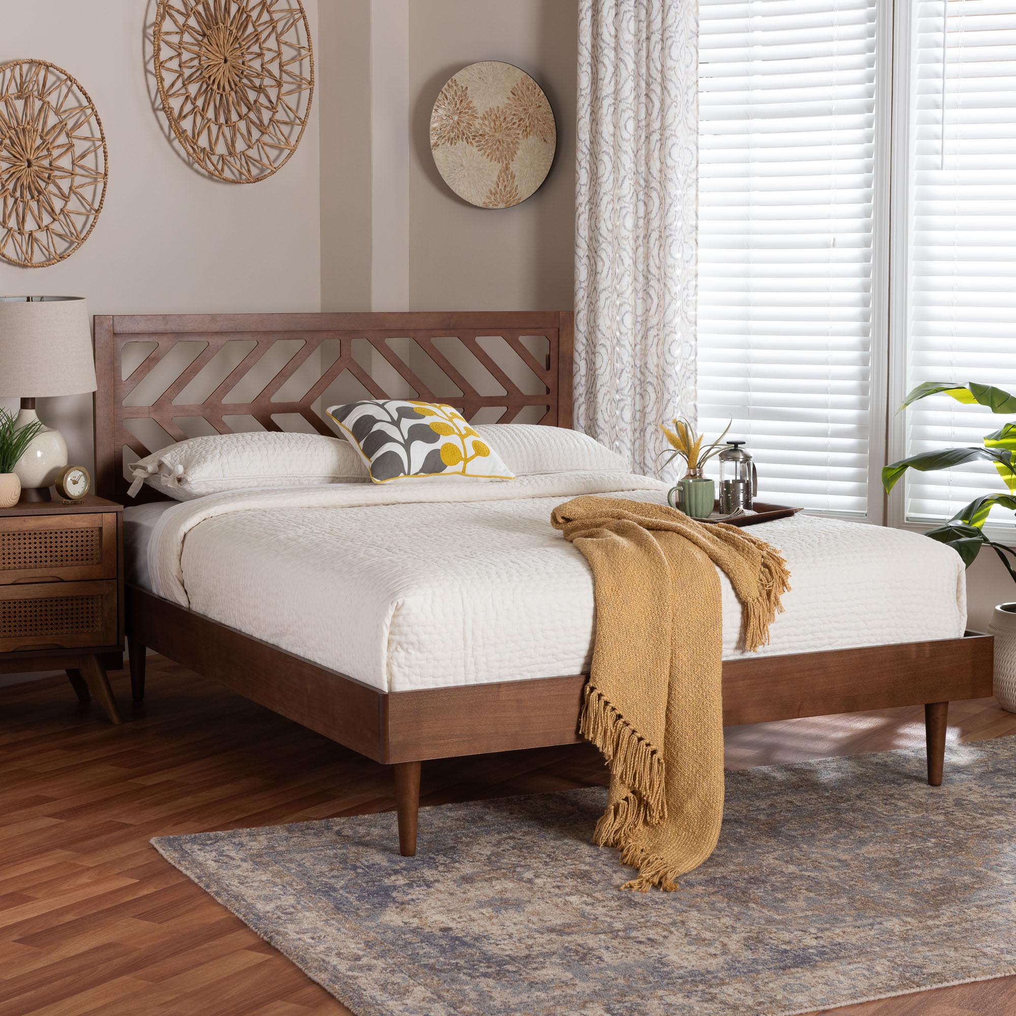 Baxton Studio Zola Platform Bed - Mid-Century Modern Bed with Cutout Headboard and Rounded Legs for Modern or Boho Bedrooms, Queen