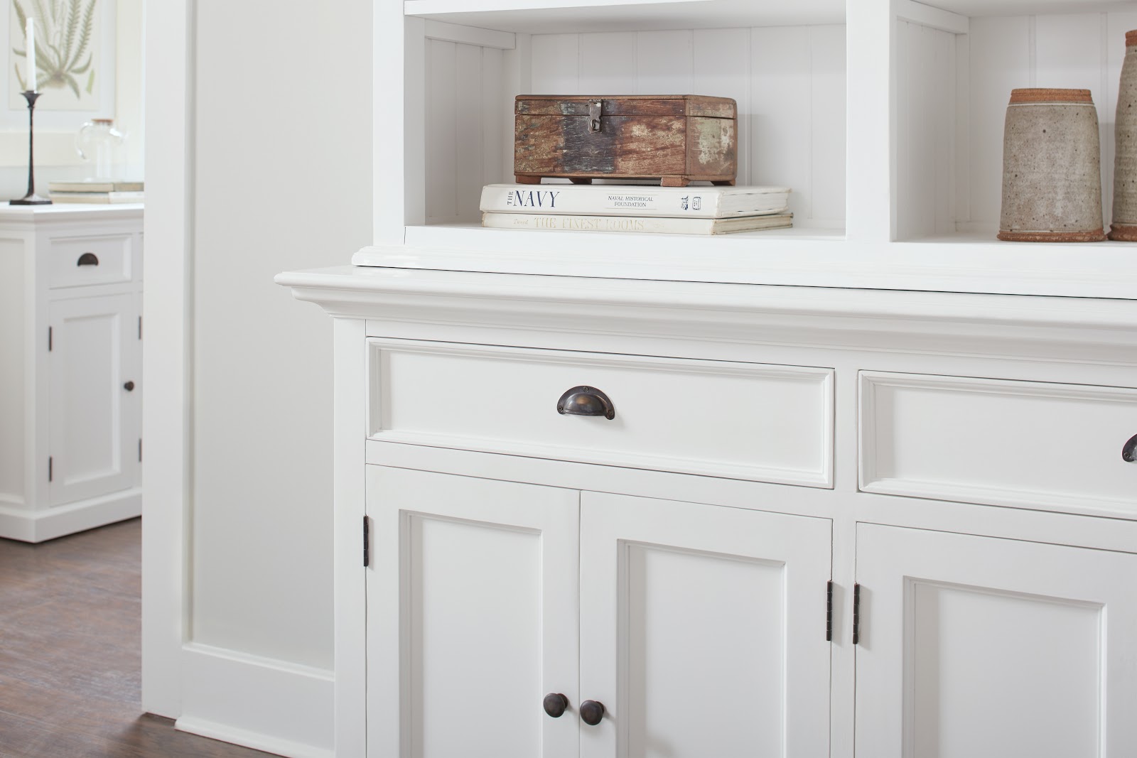 Buffet Hutch Unit with 8 Shelves