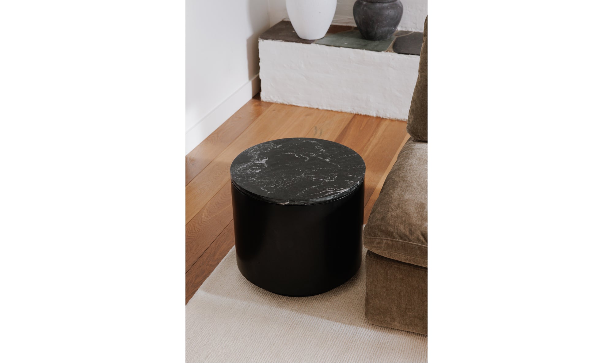 Ritual Side Table - Black Marble