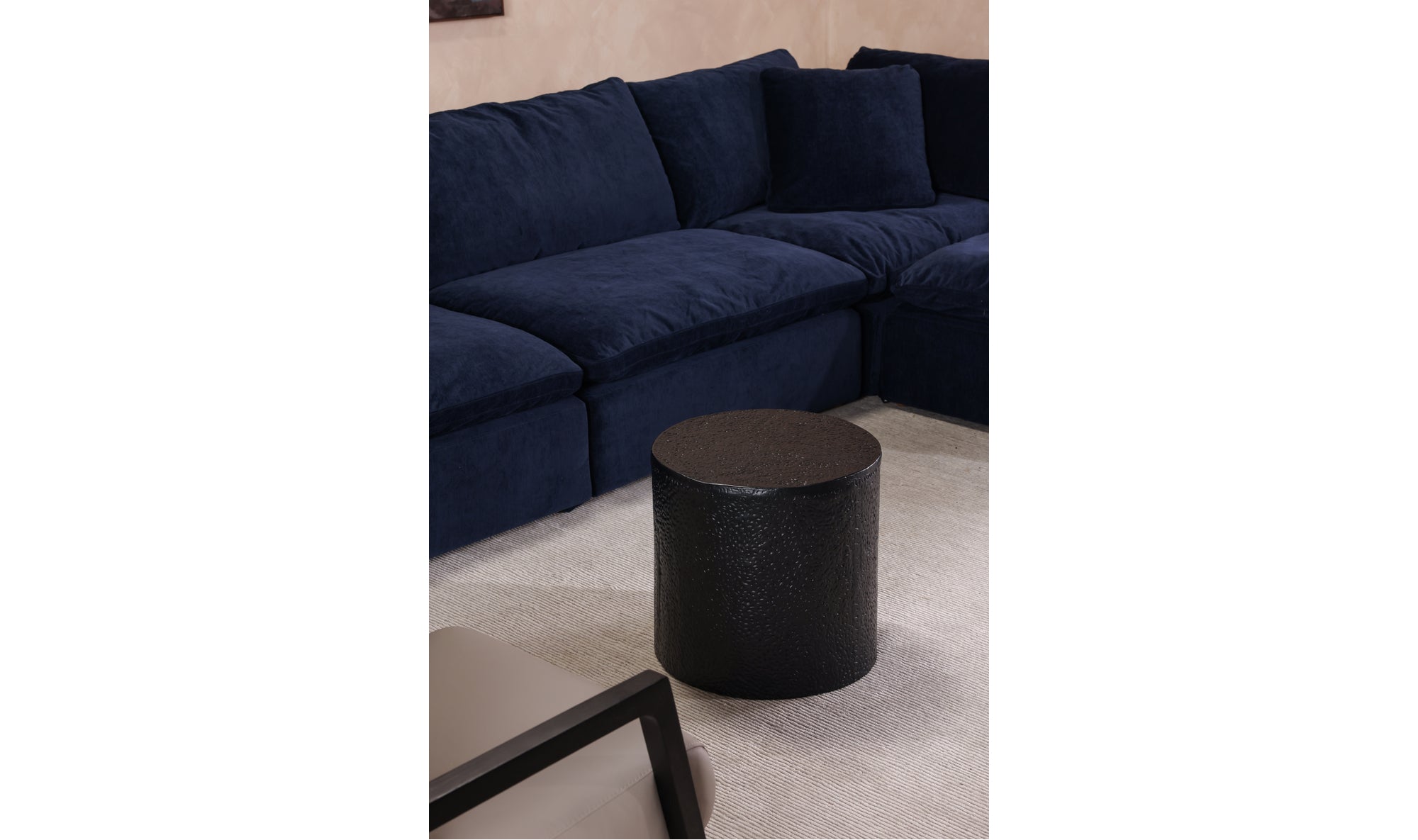 Aulo Side Table - Black