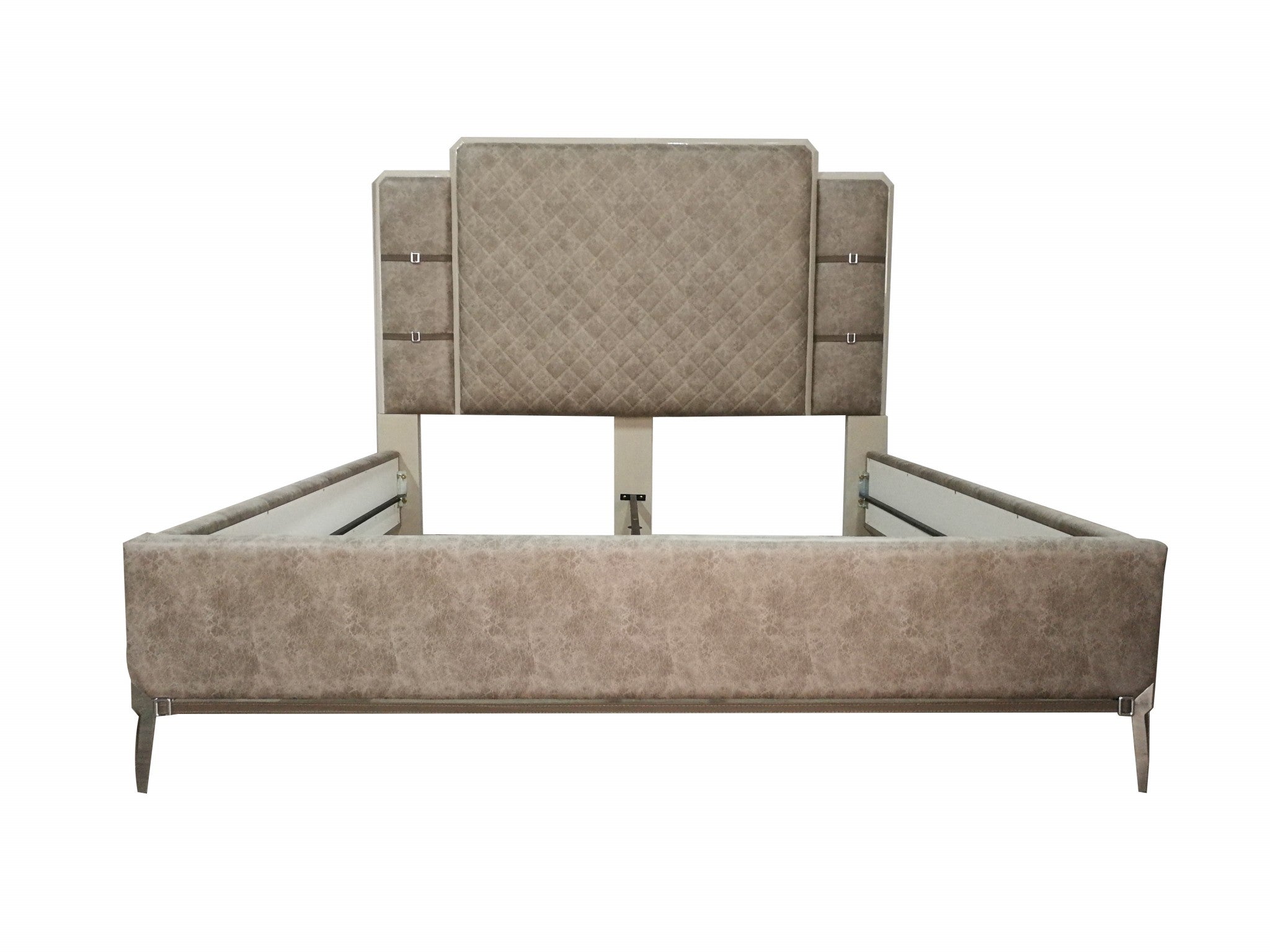 79" X 90" X 65" Vintage Beige PU Wood Upholstered (Bed) Metal Leg Veneer (Melamine) California King Bed Default Title