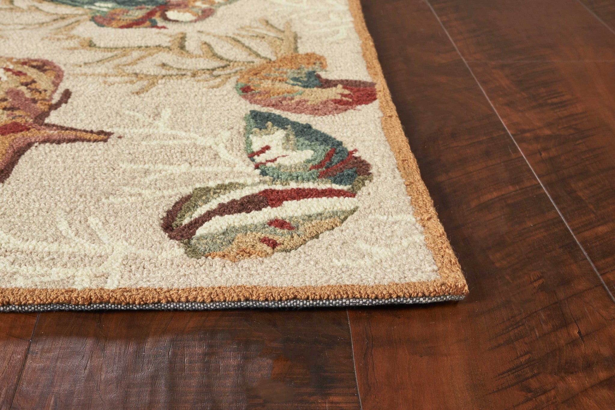 7' x 9'  Polyester Beige Area Rug