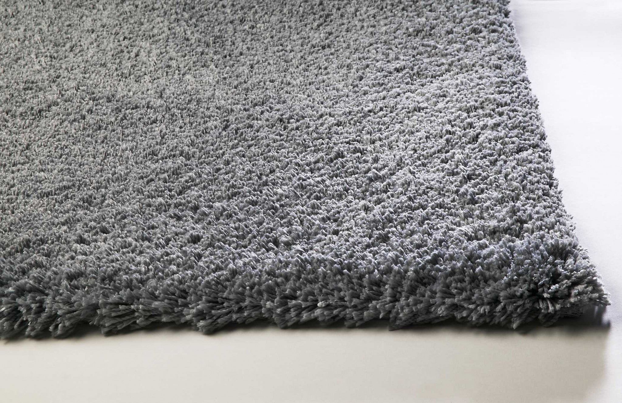 9' x 13' Grey Indoor Shag Rug