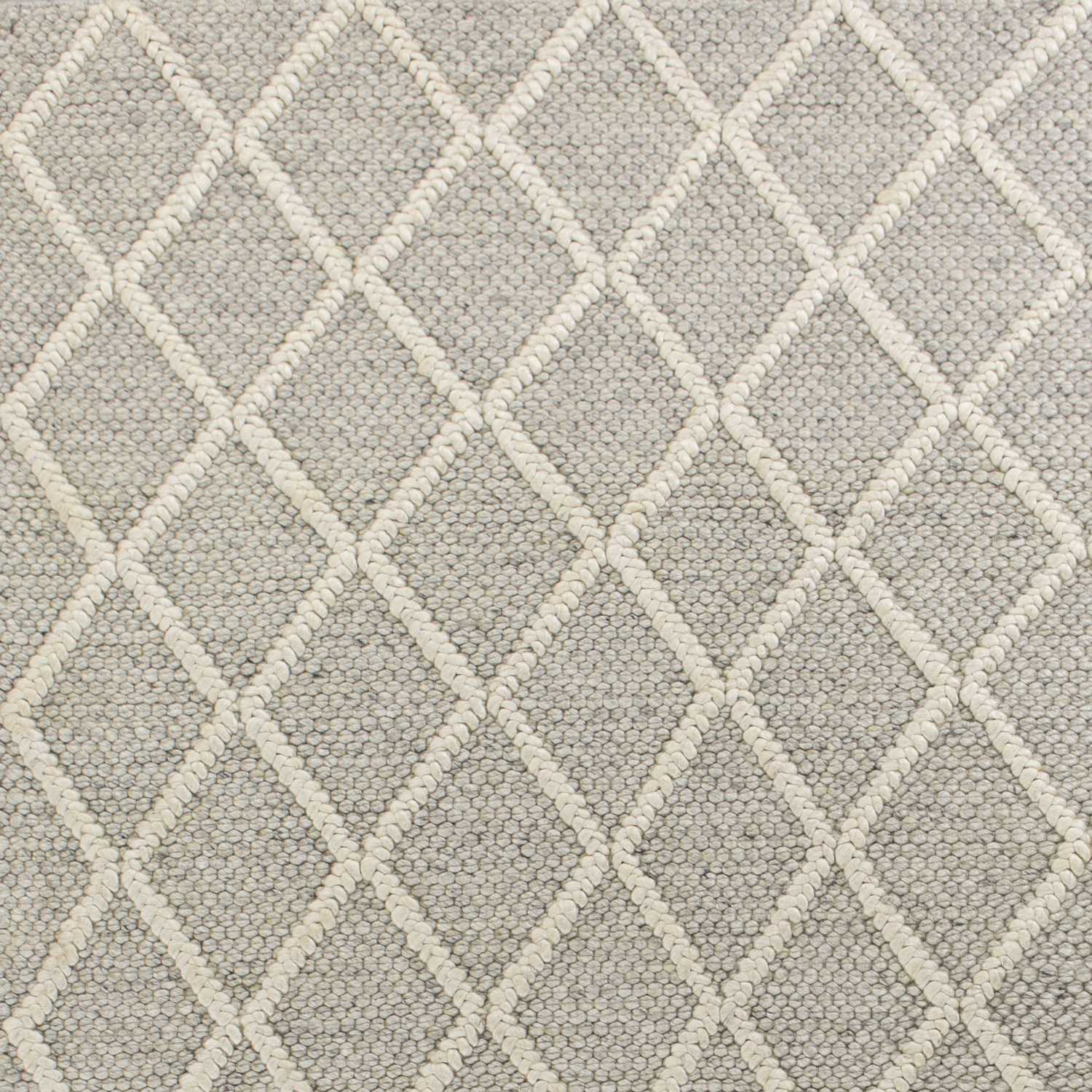 9'x13' Grey Hand Woven Diamond Pattern Indoor Area Rug