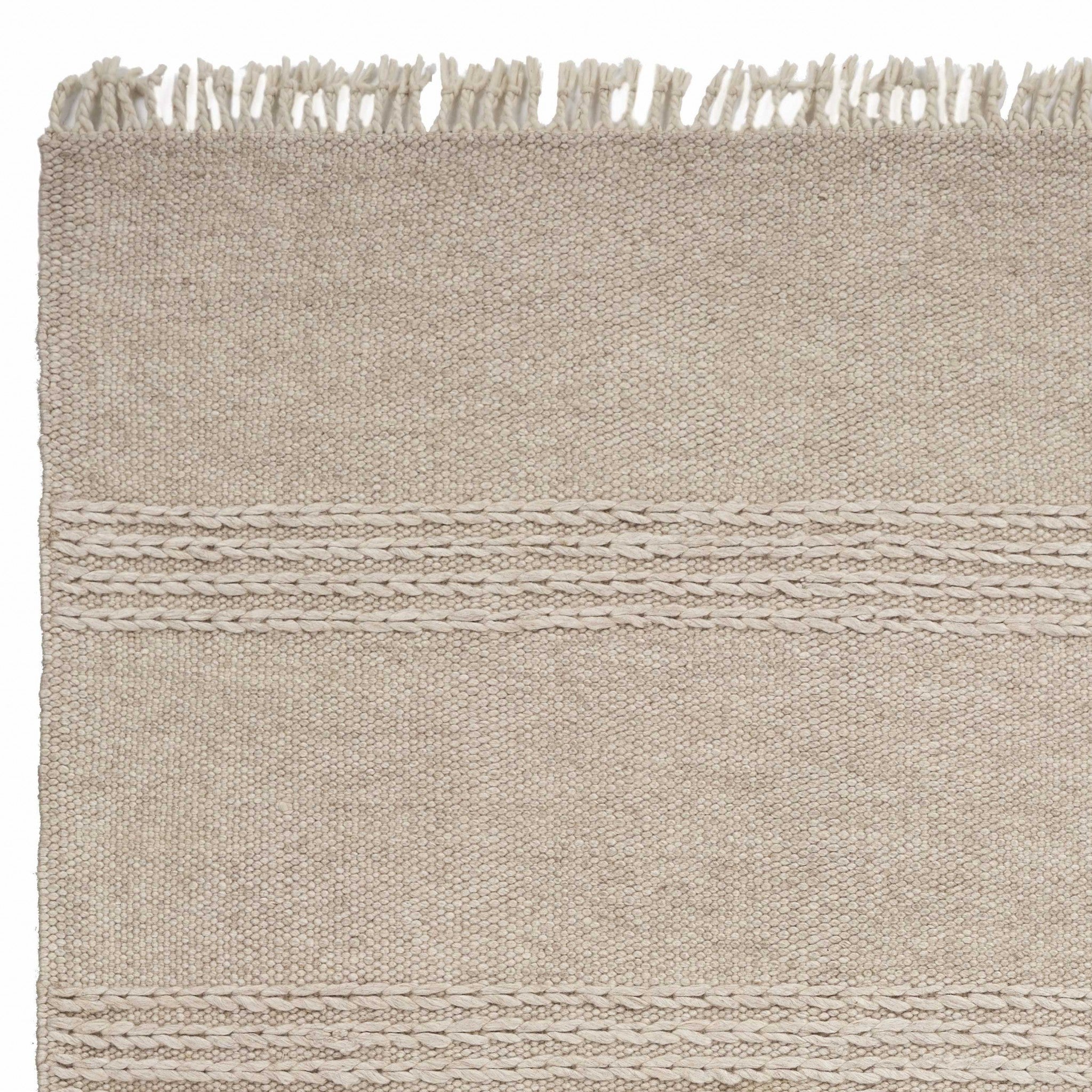 5' x 8' Natural Plain Wool Indoor Area Rug with Fringe