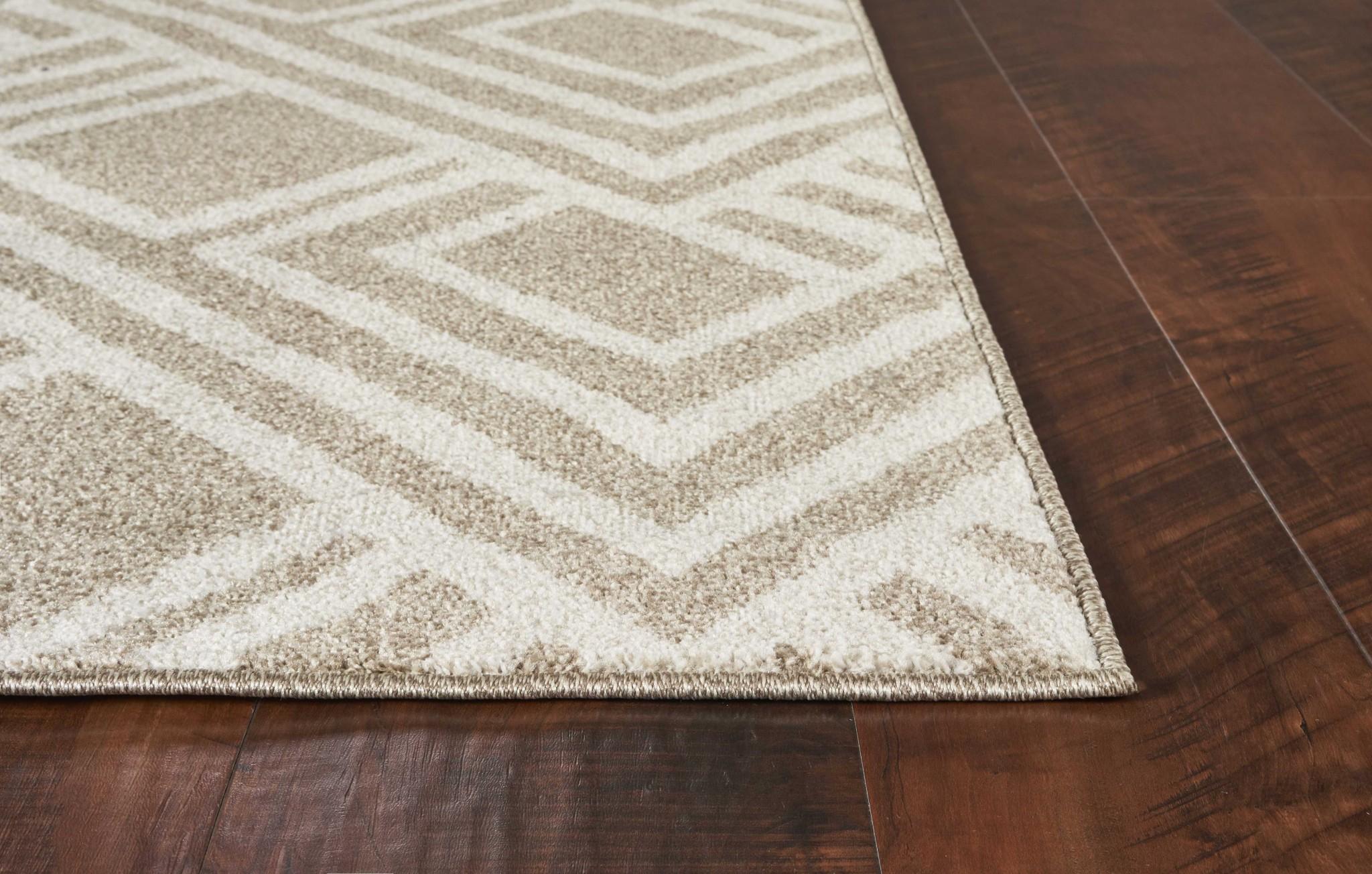 2'x4' Beige Machine Woven UV Treated Geometric Indoor Outdoor Accent Rug